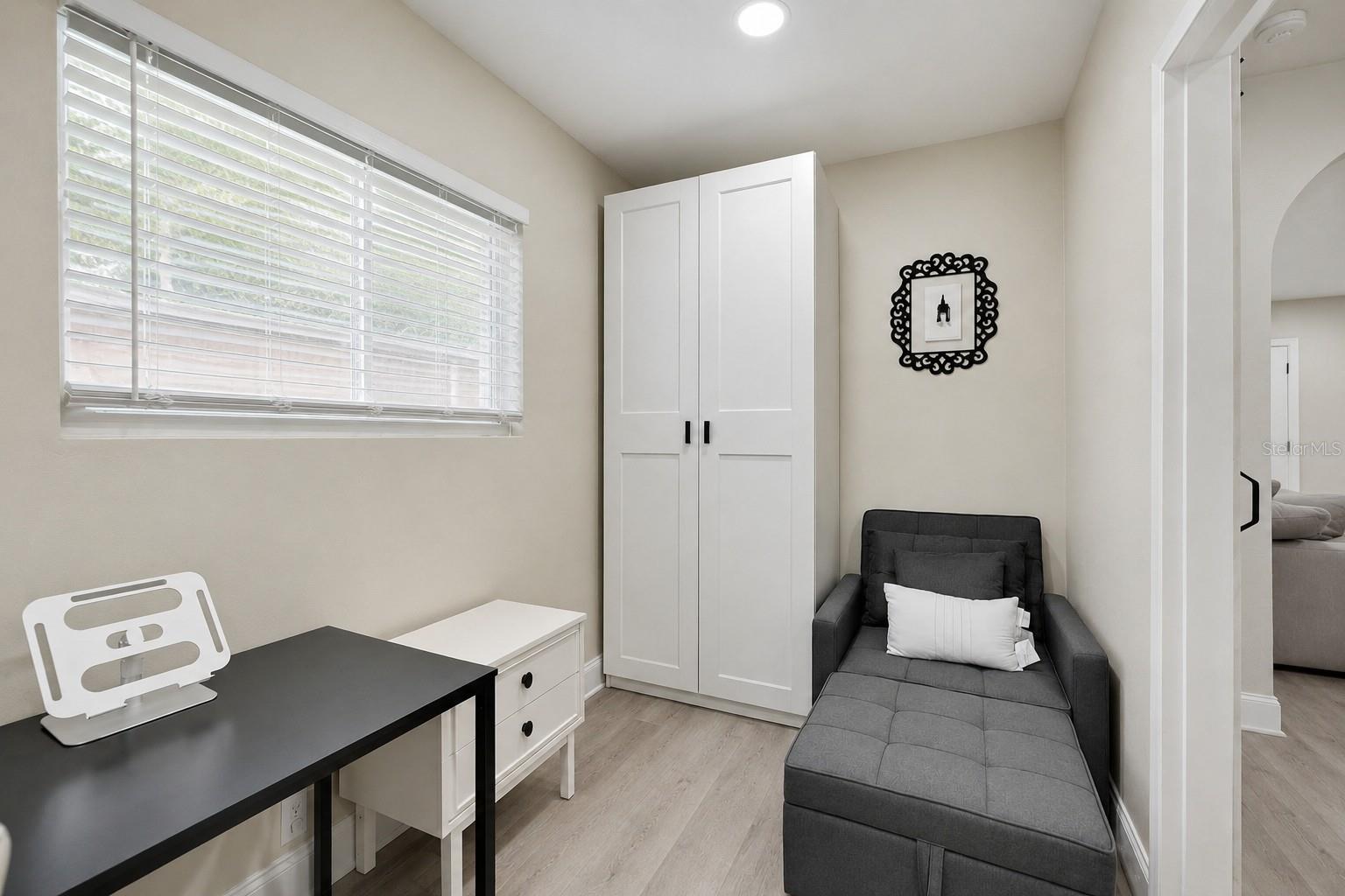 WOODLAWN - Residential