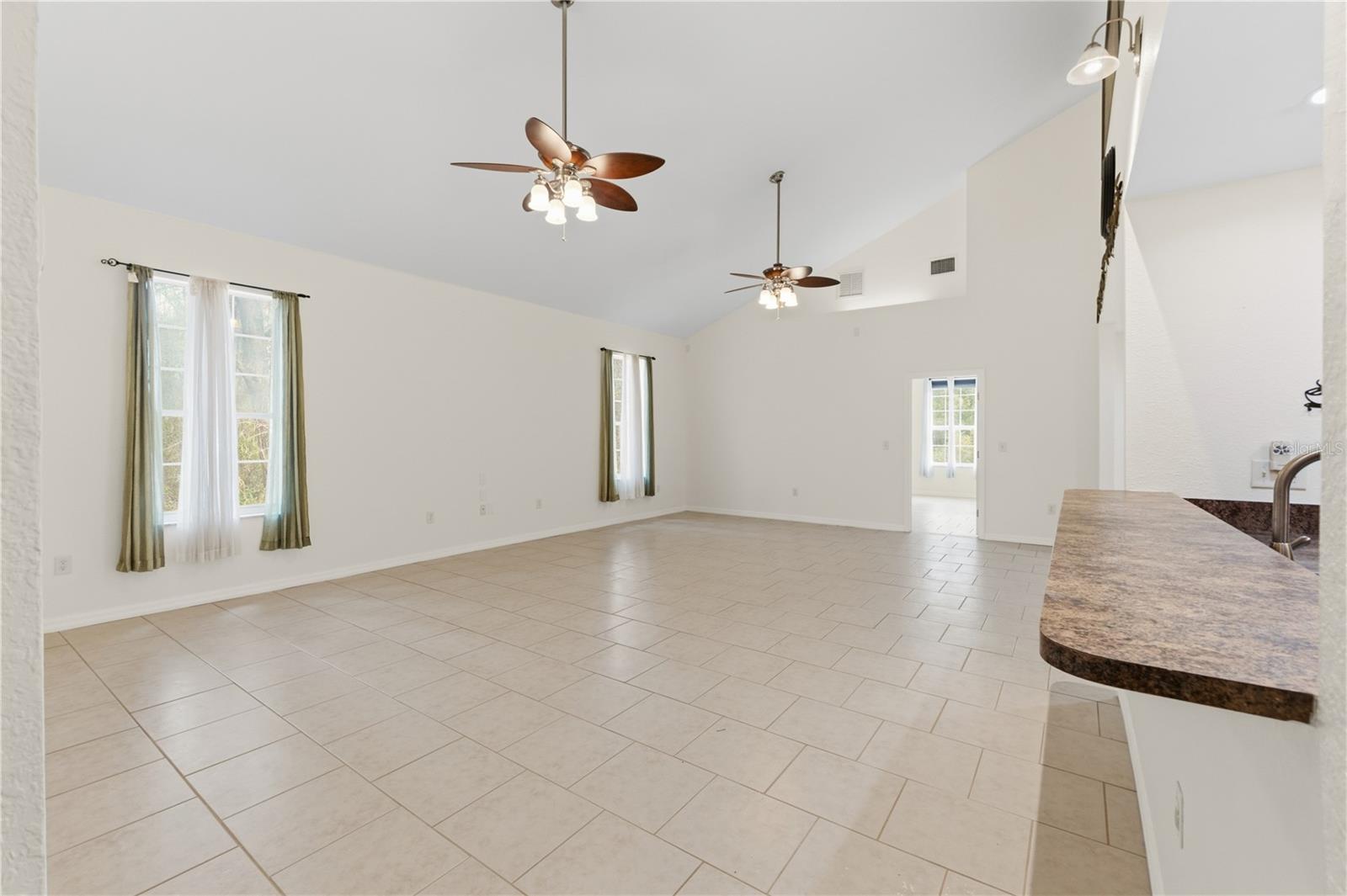 LAKE WEIR SHORES - Residential