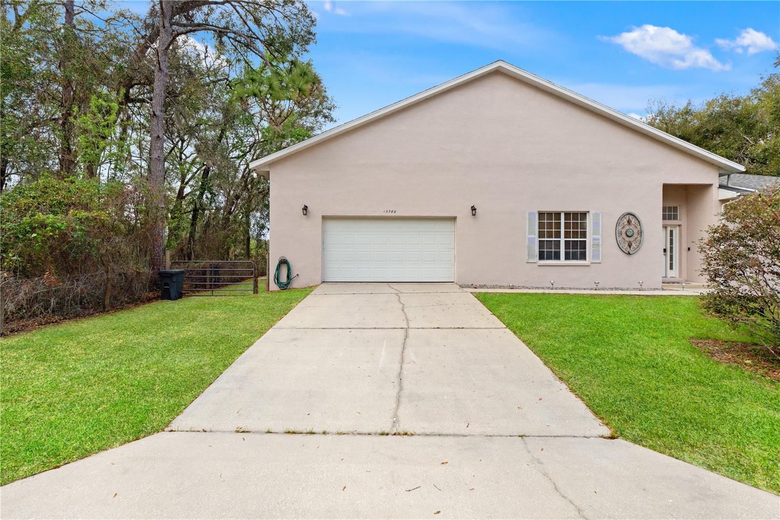 LAKE WEIR SHORES - Residential