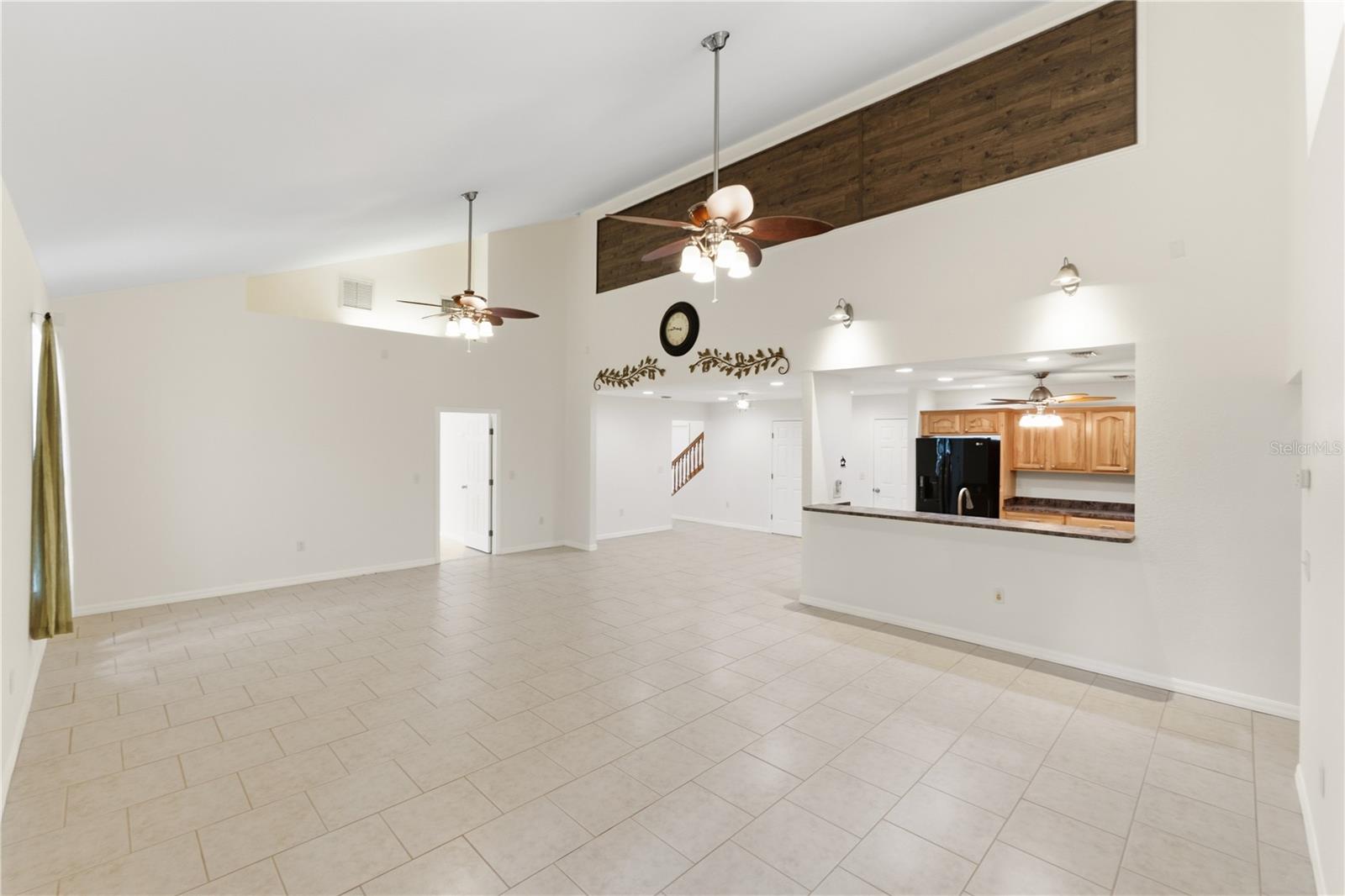 LAKE WEIR SHORES - Residential