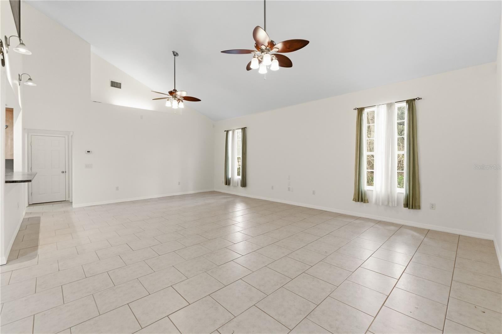 LAKE WEIR SHORES - Residential