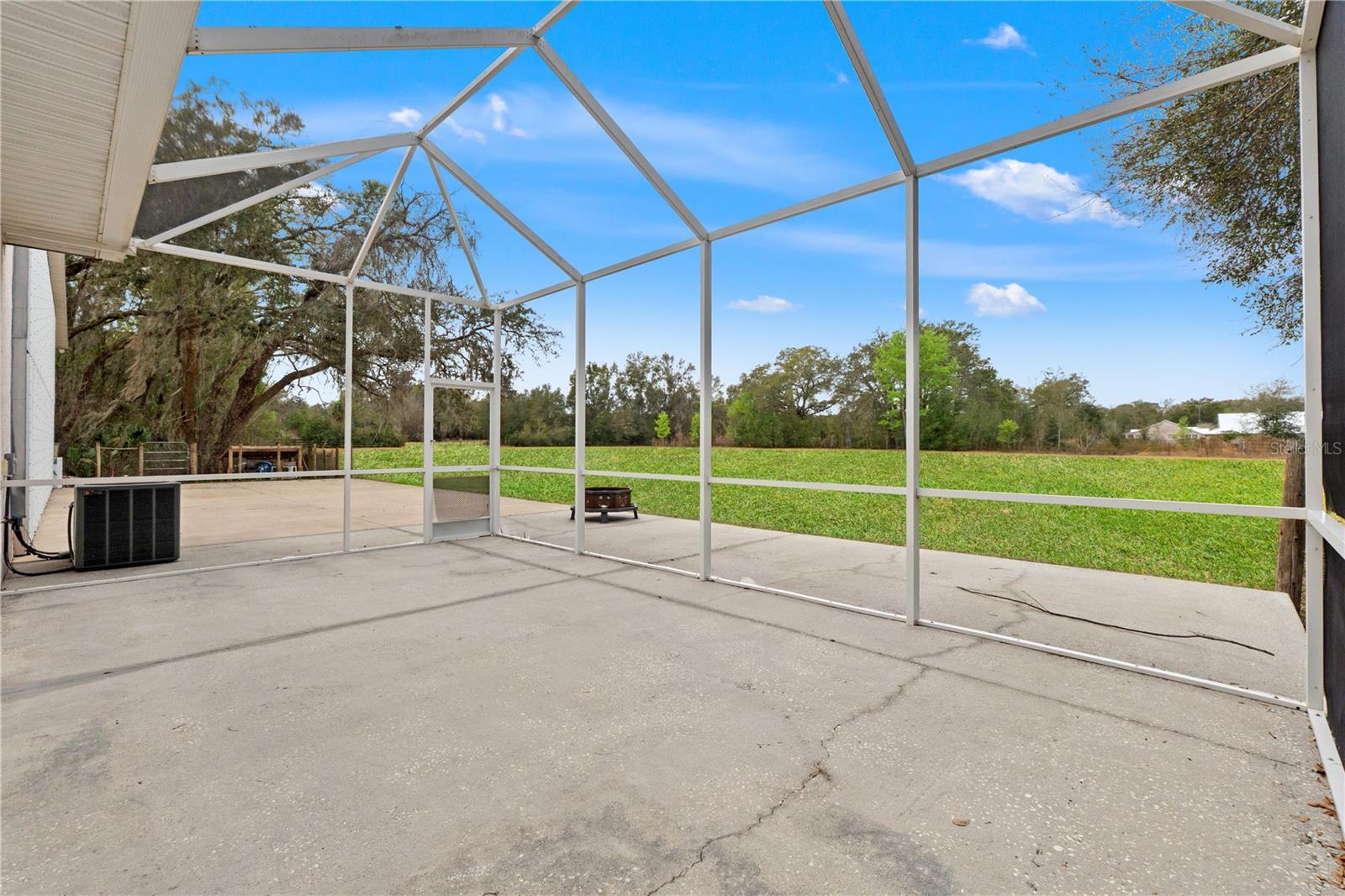 LAKE WEIR SHORES - Residential