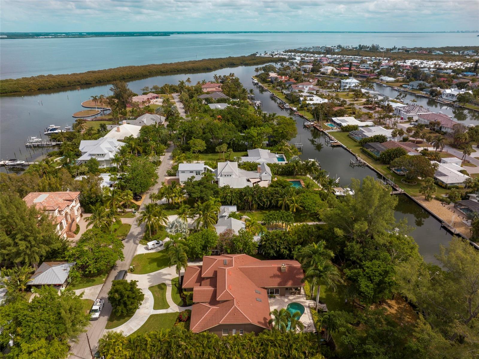 DREAM ISLAND - Residential