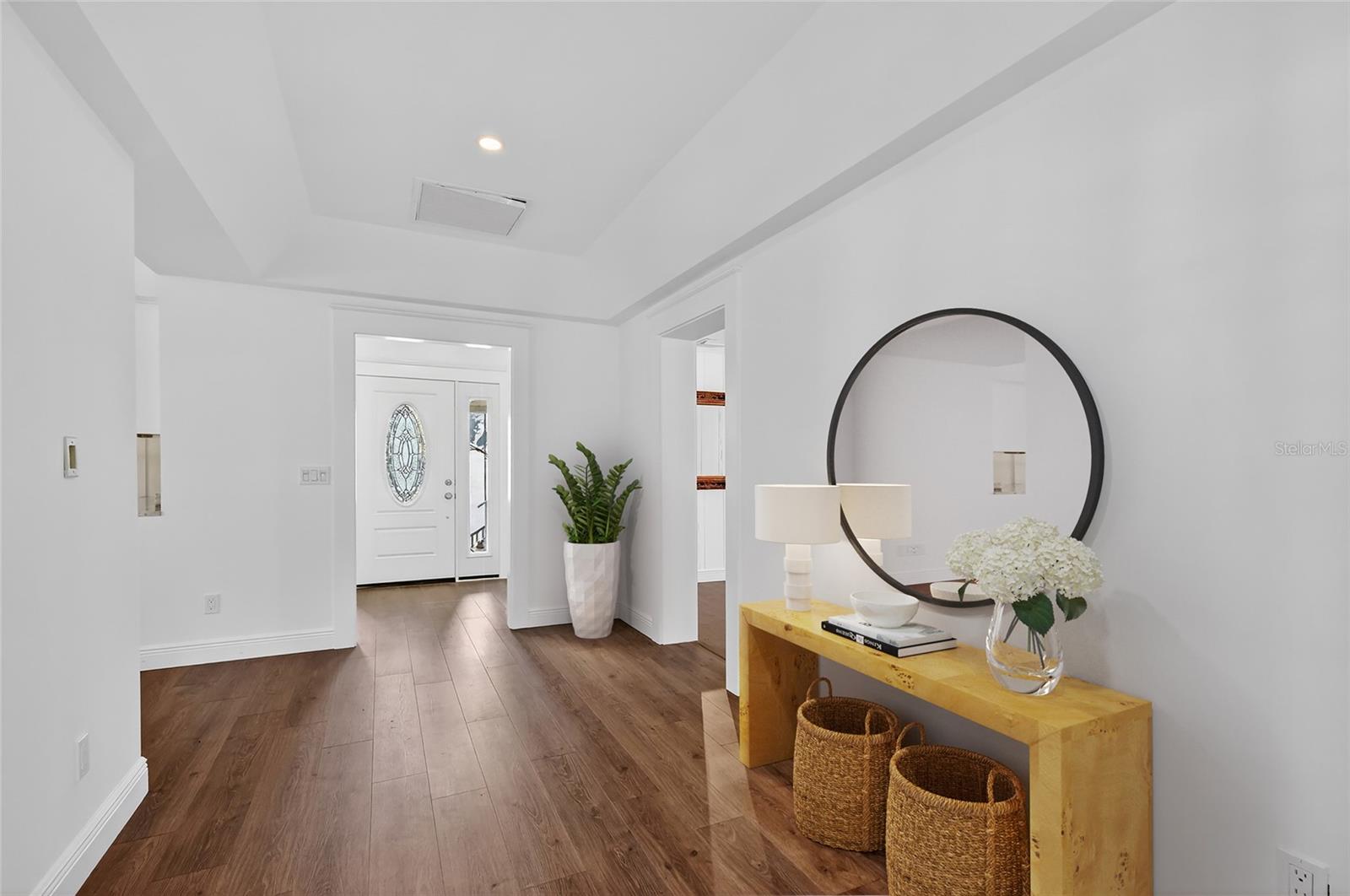 LONGBEACH ON LONGBOAT KEY - Residential