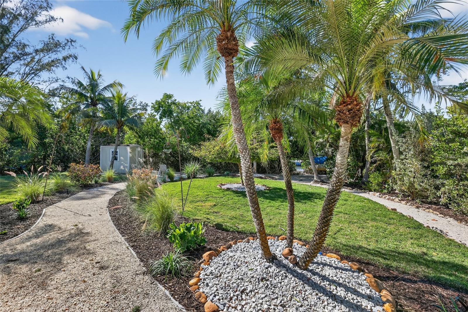 LONGBEACH ON LONGBOAT KEY - Residential