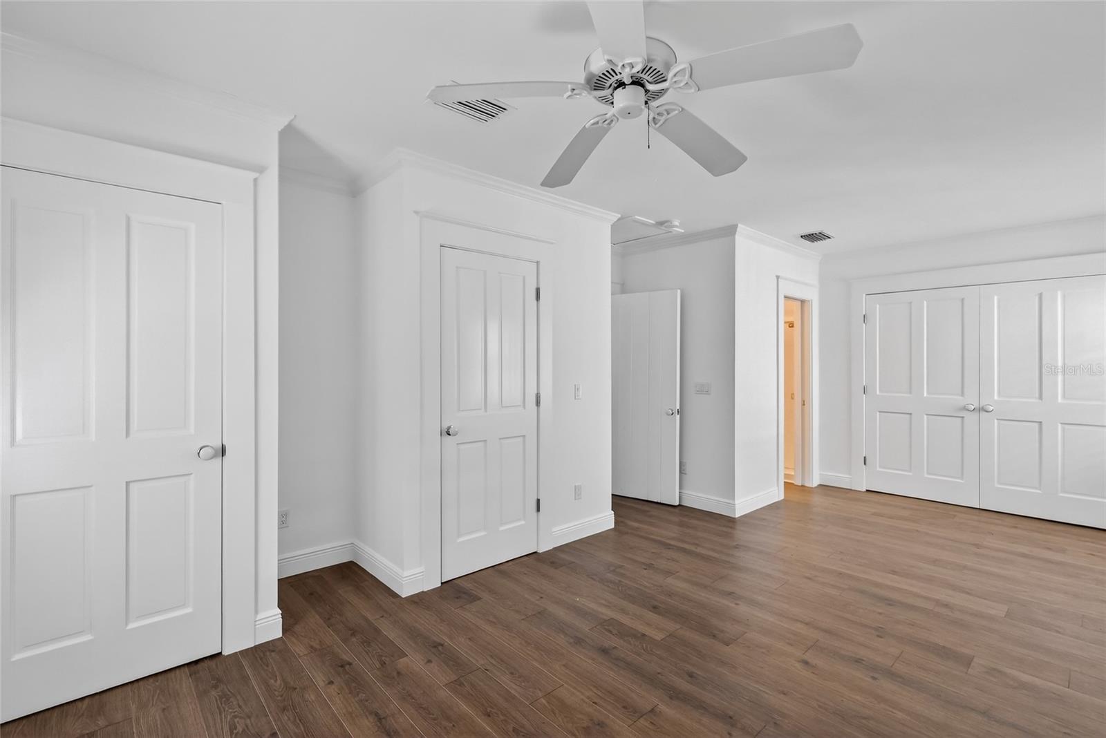 LONGBEACH ON LONGBOAT KEY - Residential