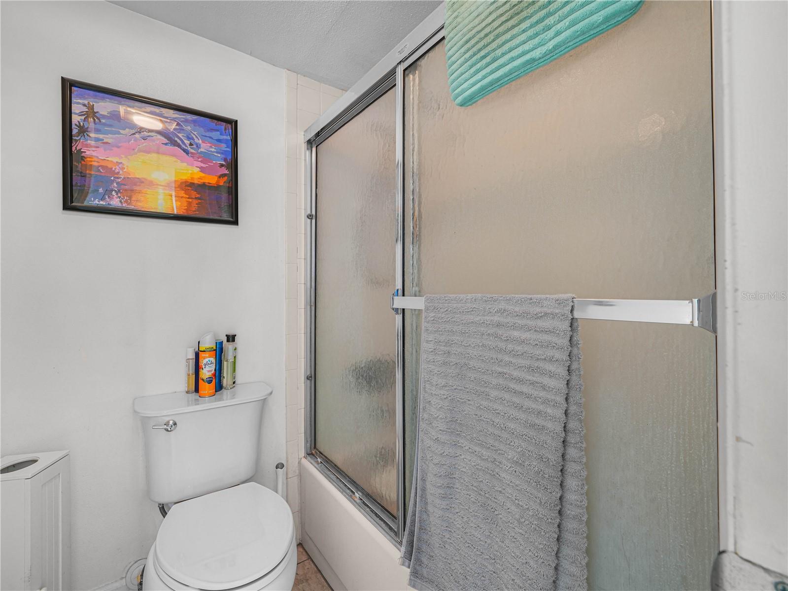 LA CASA CONDO - Residential