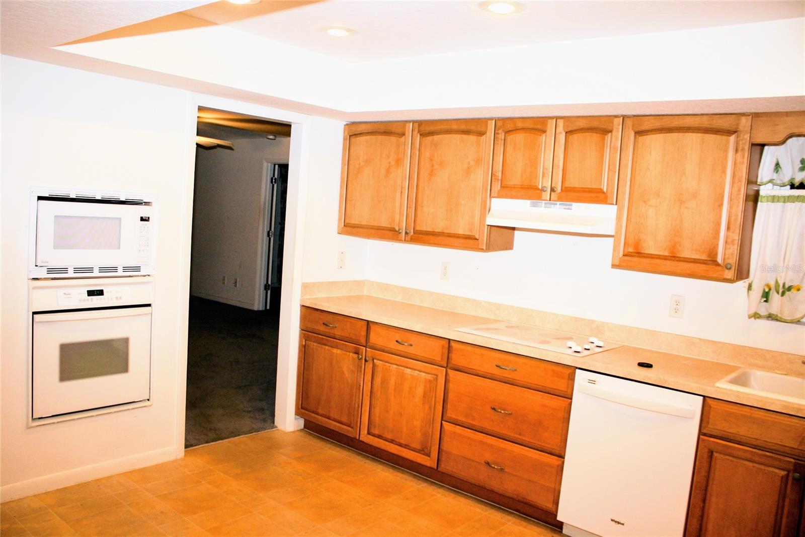 HIGHLAND SHORES REP BLK E - Residential