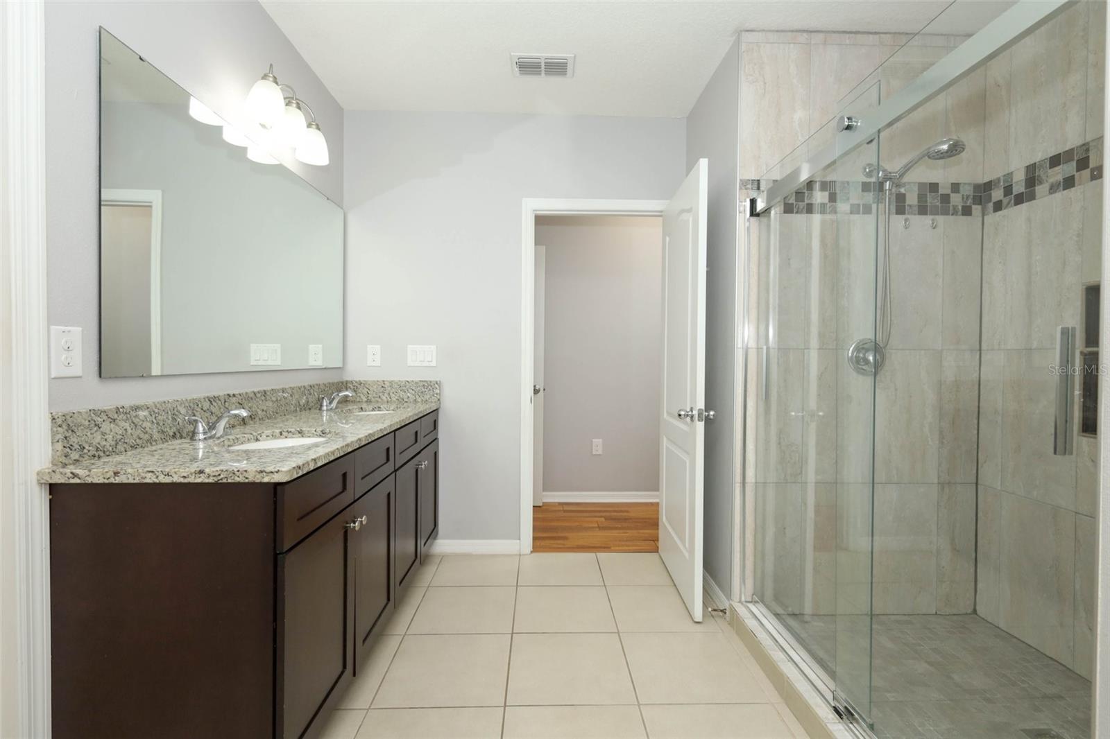 BISHOP LNDG PH 1 - Residential
