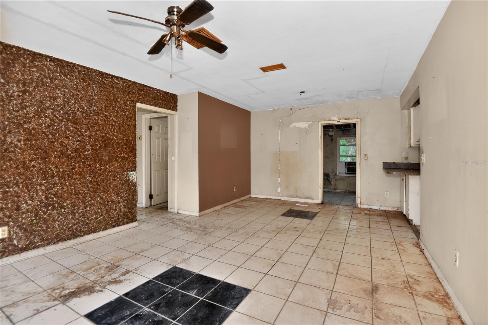 DELTONA LAKES UNIT 55 - Residential