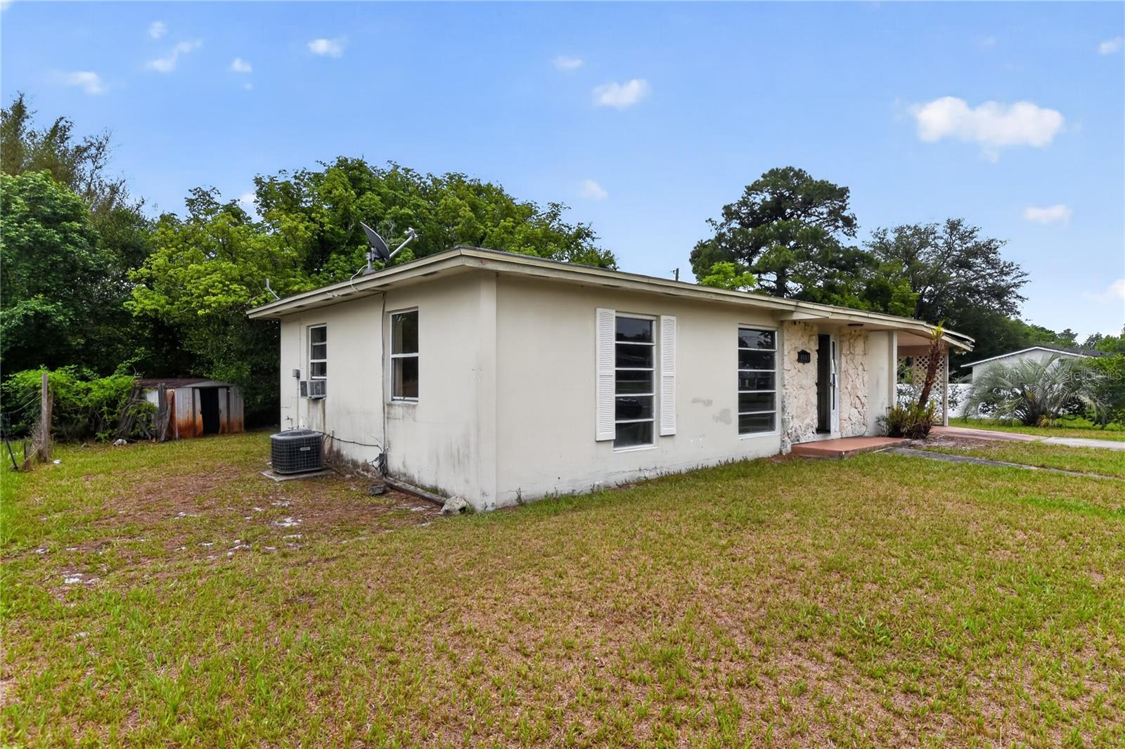 DELTONA LAKES UNIT 55 - Residential