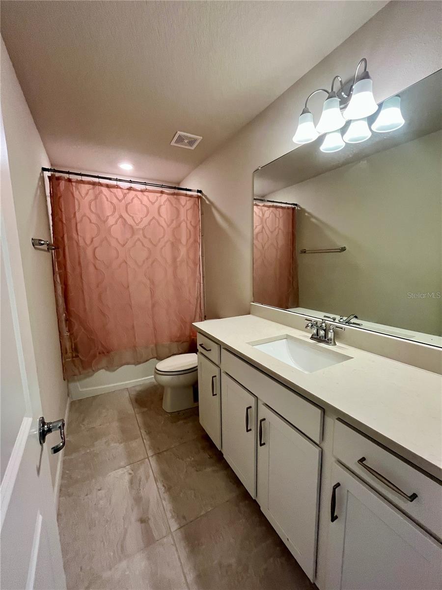 BEXLEY SOUTH 4-4 & NORTH 3-1 P - Residential Lease