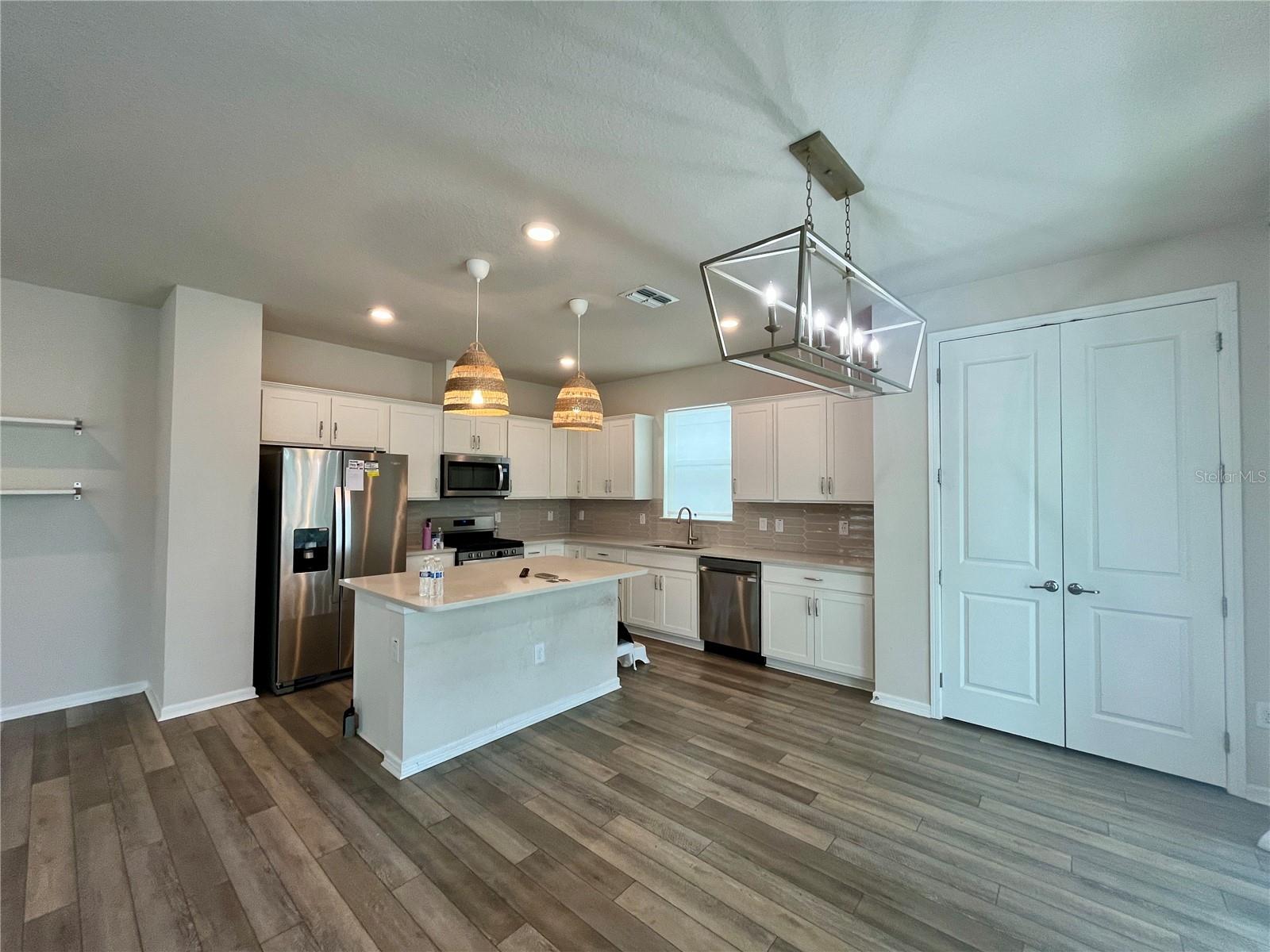 BEXLEY SOUTH 4-4 & NORTH 3-1 P - Residential Lease