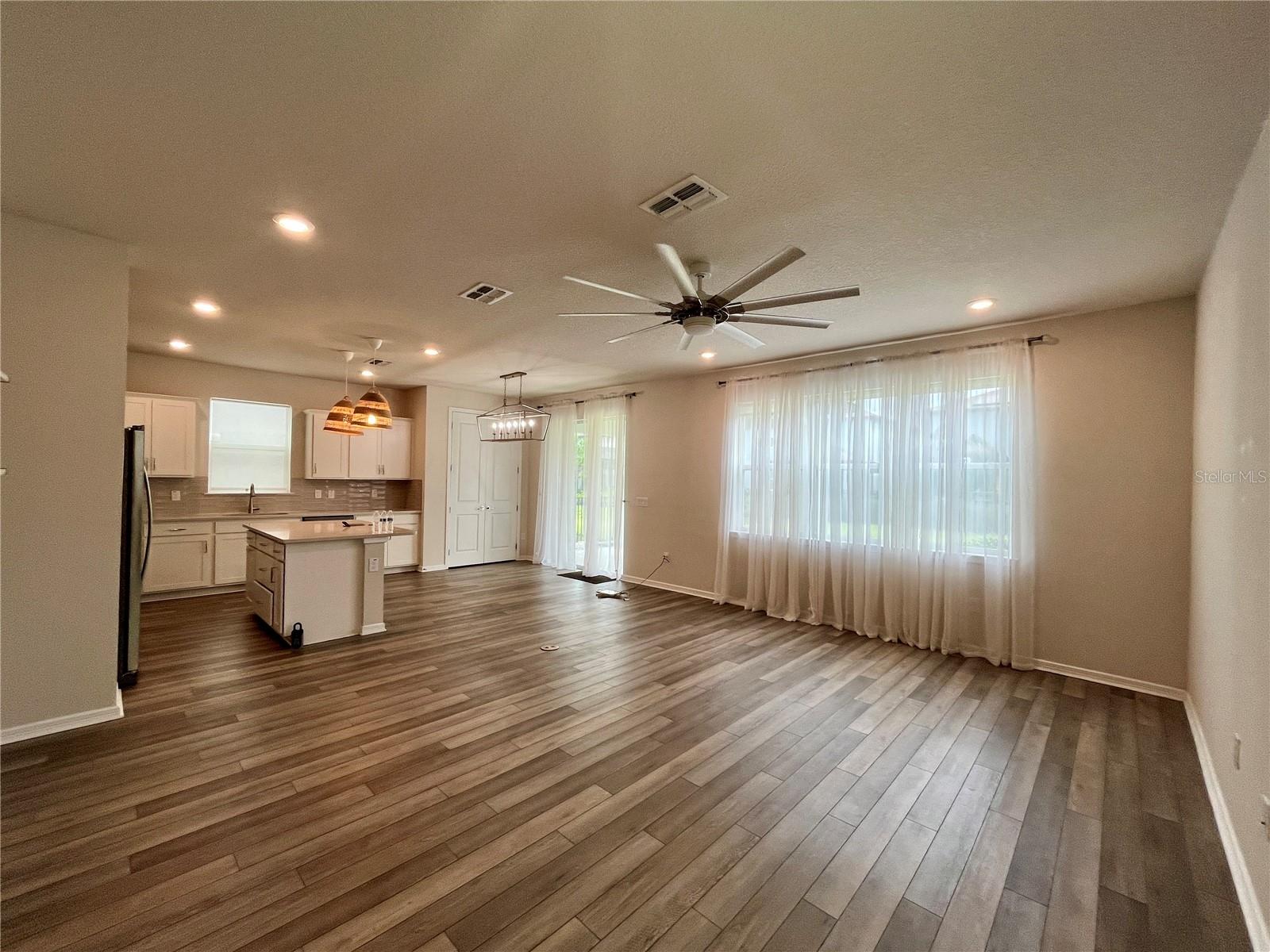 BEXLEY SOUTH 4-4 & NORTH 3-1 P - Residential Lease