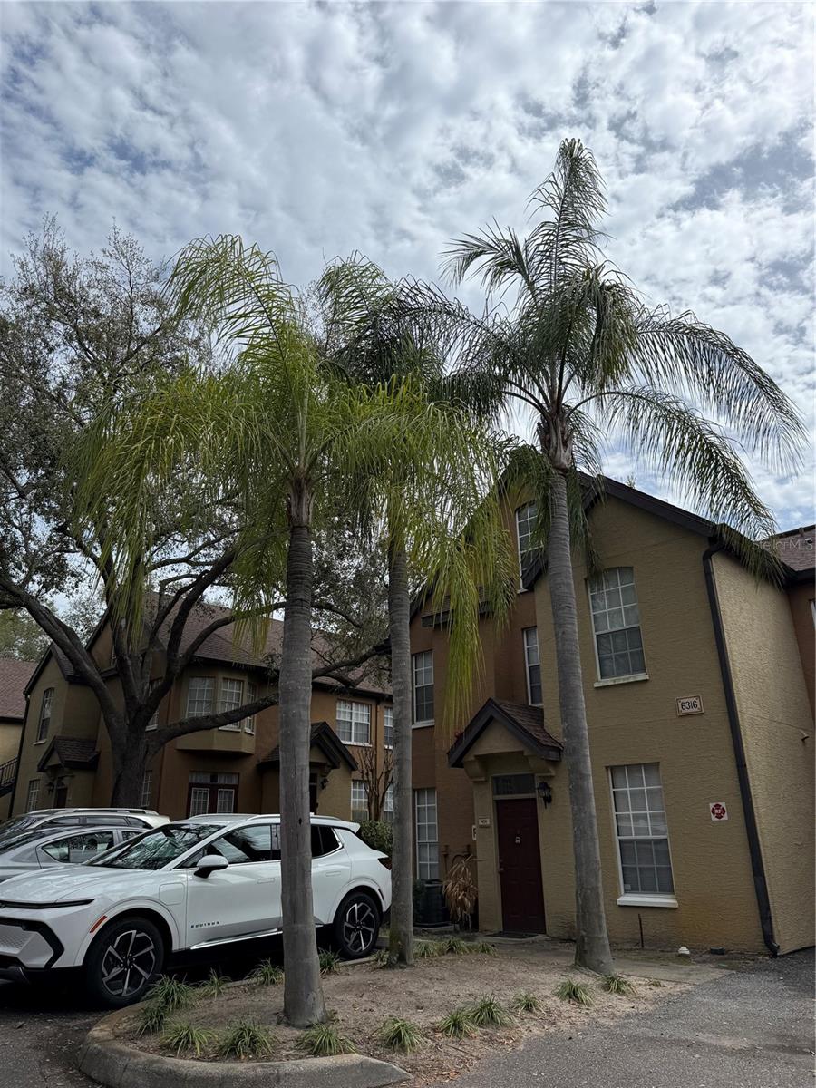 AZUR/METROWEST - Residential Lease