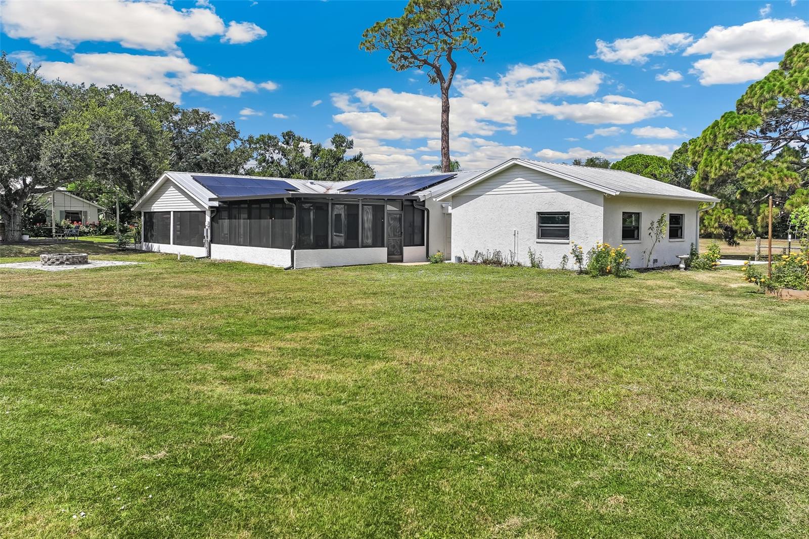 RACIMO RANCHES - Residential