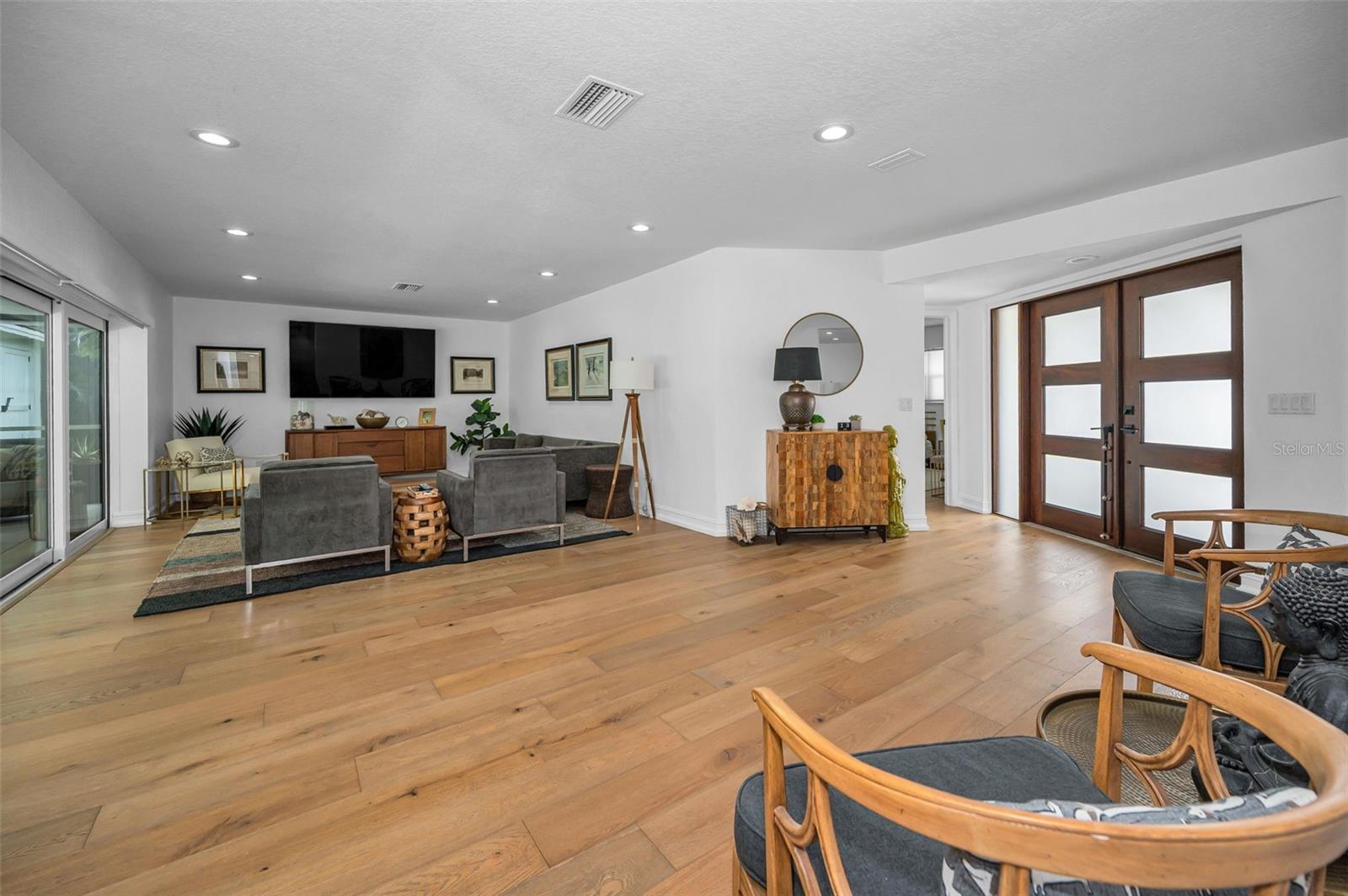 BAY HILLS 3RD ADD - Residential