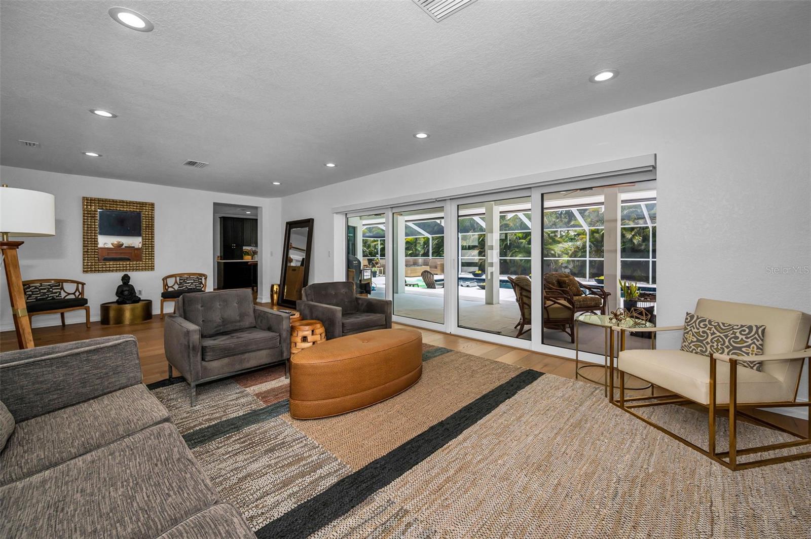 BAY HILLS 3RD ADD - Residential