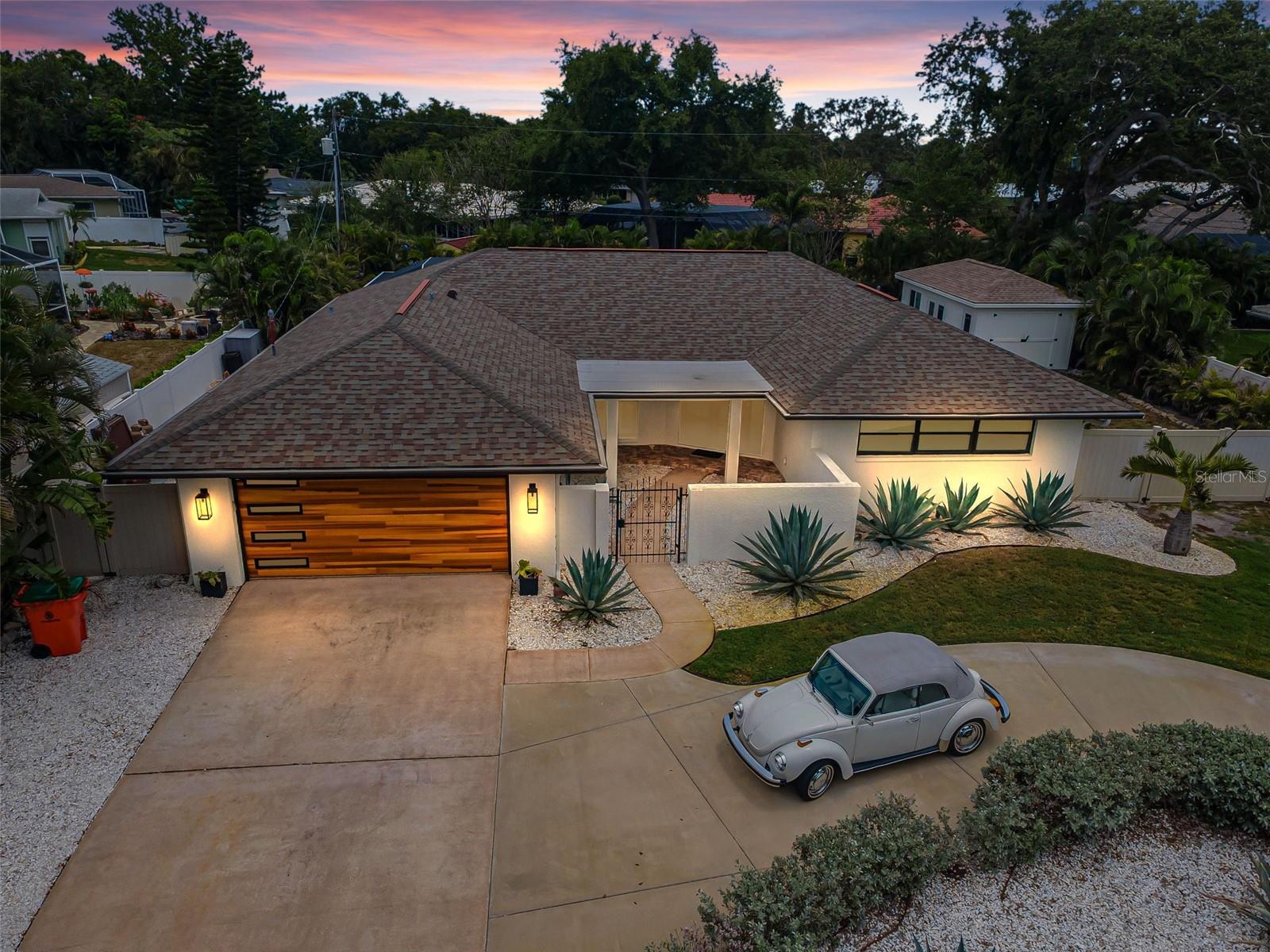 BAY HILLS 3RD ADD - Residential