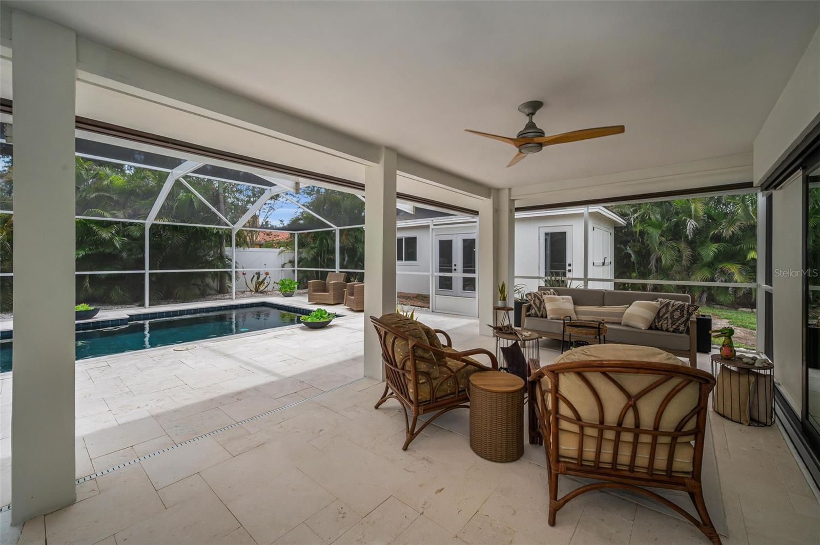 BAY HILLS 3RD ADD - Residential