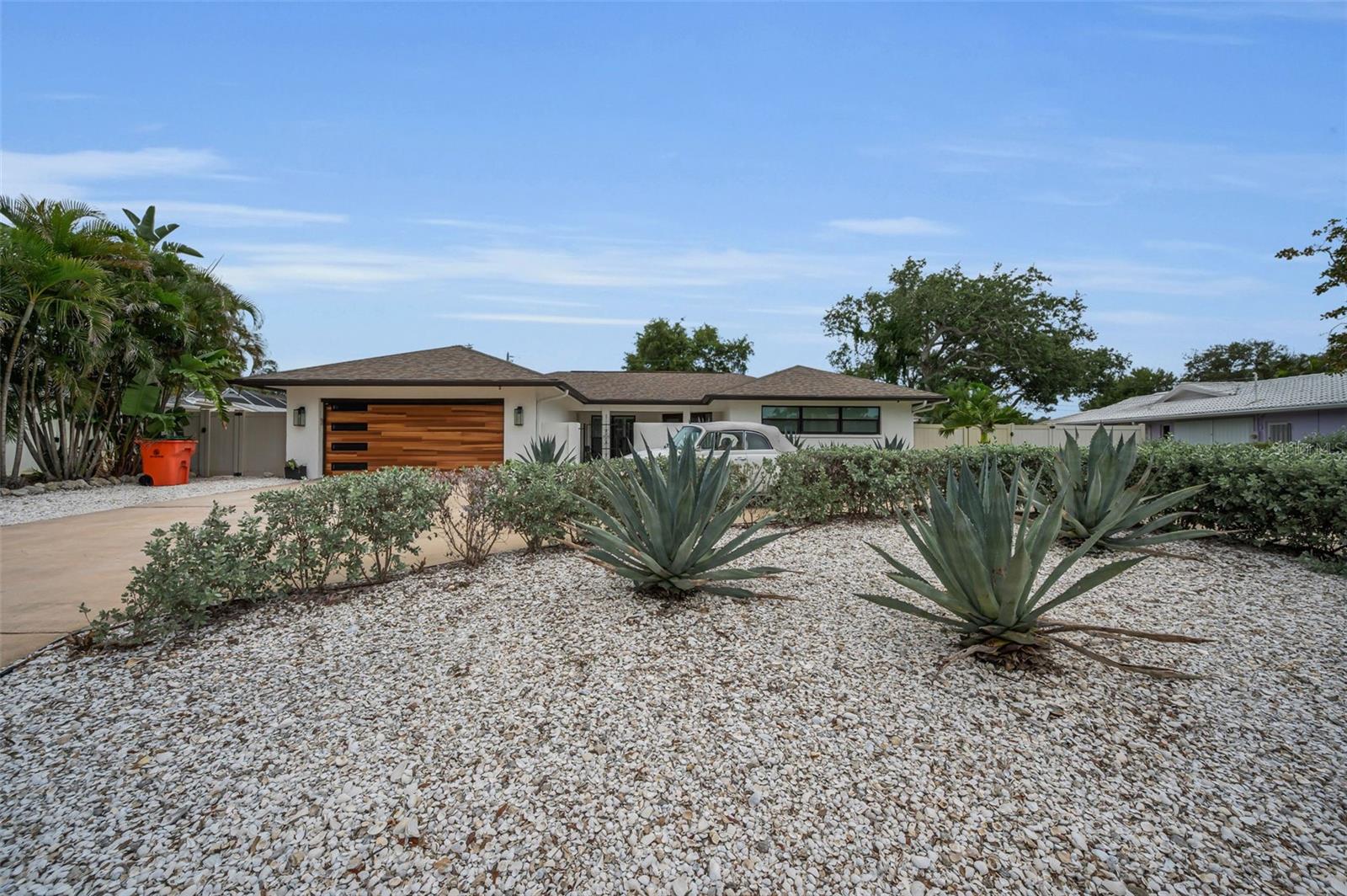 BAY HILLS 3RD ADD - Residential