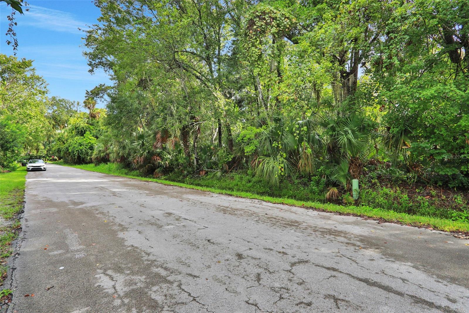 Build your dream home on this 1.10-acre residential lot in the heart of Ormond Beach! Tucked away on a quiet street, this oversized property offers privacy while keeping you close to everything. Just minutes from the sandy beaches of the Atlantic, the scenic Tomoka River, and endless outdoor recreation at nearby parks and trails. Convenient access to I-95 makes commuting a breeze, while shopping, dining, schools, and medical facilities are all within easy reach. Enjoy the best of both worlds — a peaceful residential setting with quick access to Daytona Beach, Flagler, and all that Central Florida has to offer. With no HOA restrictions, the possibilities are wide open. Don’t miss this rare chance to own over an acre in a highly desirable Ormond Beach location!