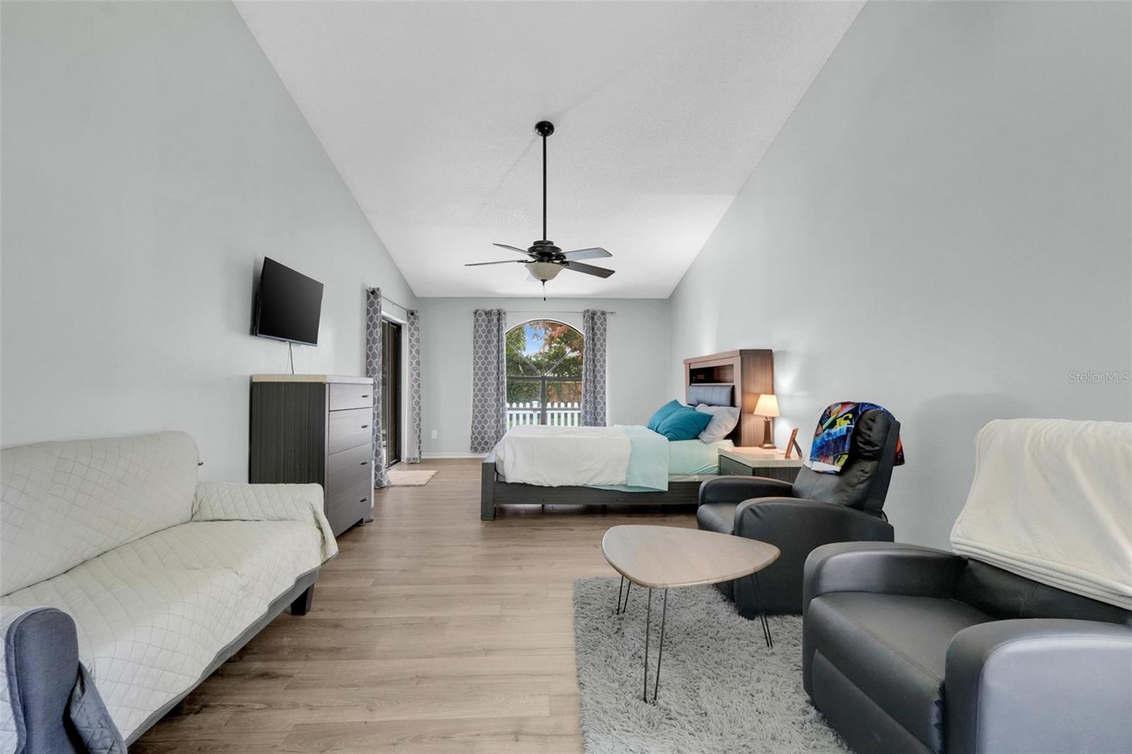 SILVER GLEN PH 01 VILLAGE 01 - Residential