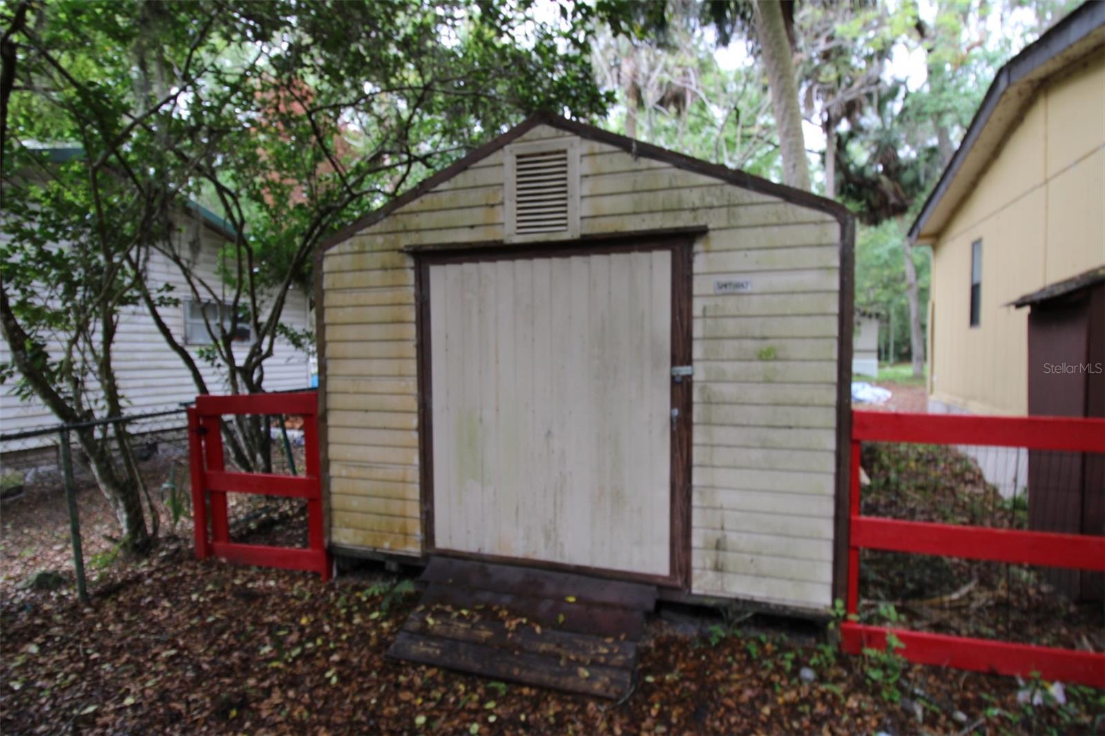 SQUIRREL HAVEN - Residential