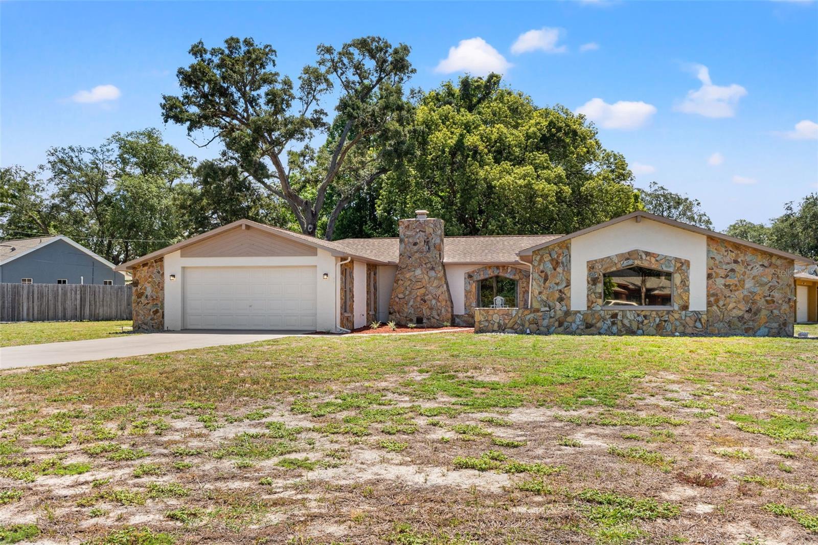 SPRING HILL - Residential