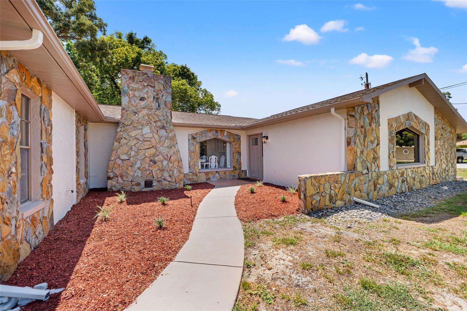 SPRING HILL - Residential