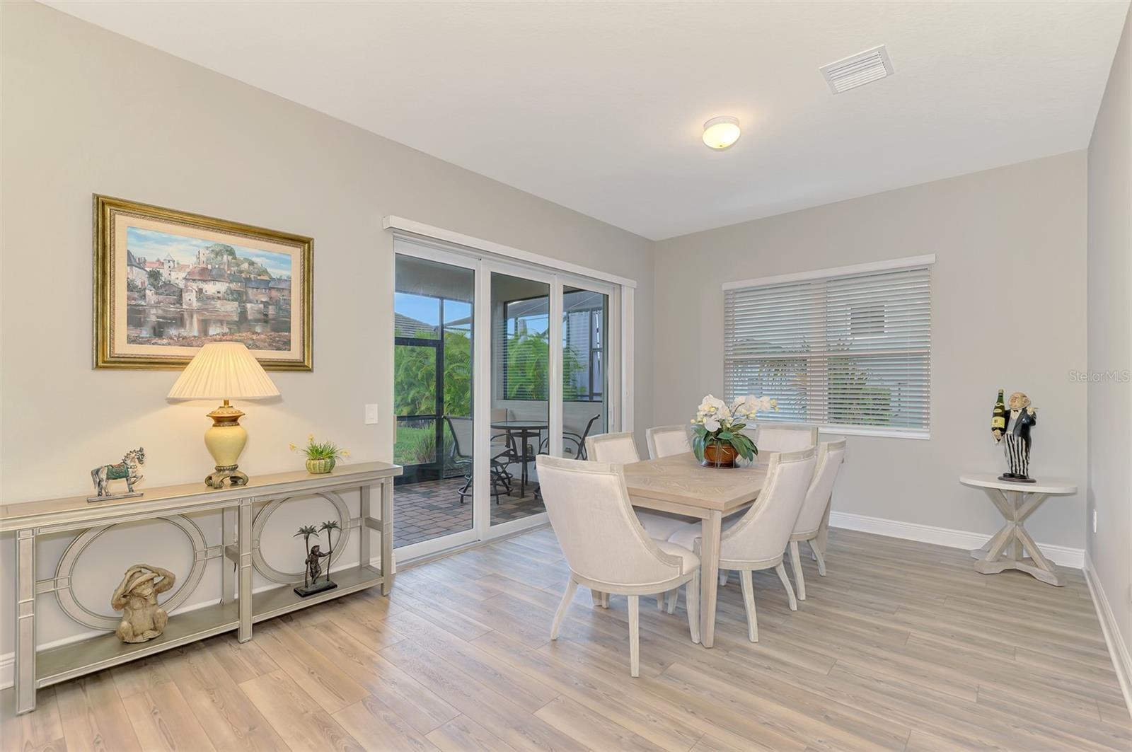 AVELINA WELLEN PARK VILLAGE F-2 - Residential
