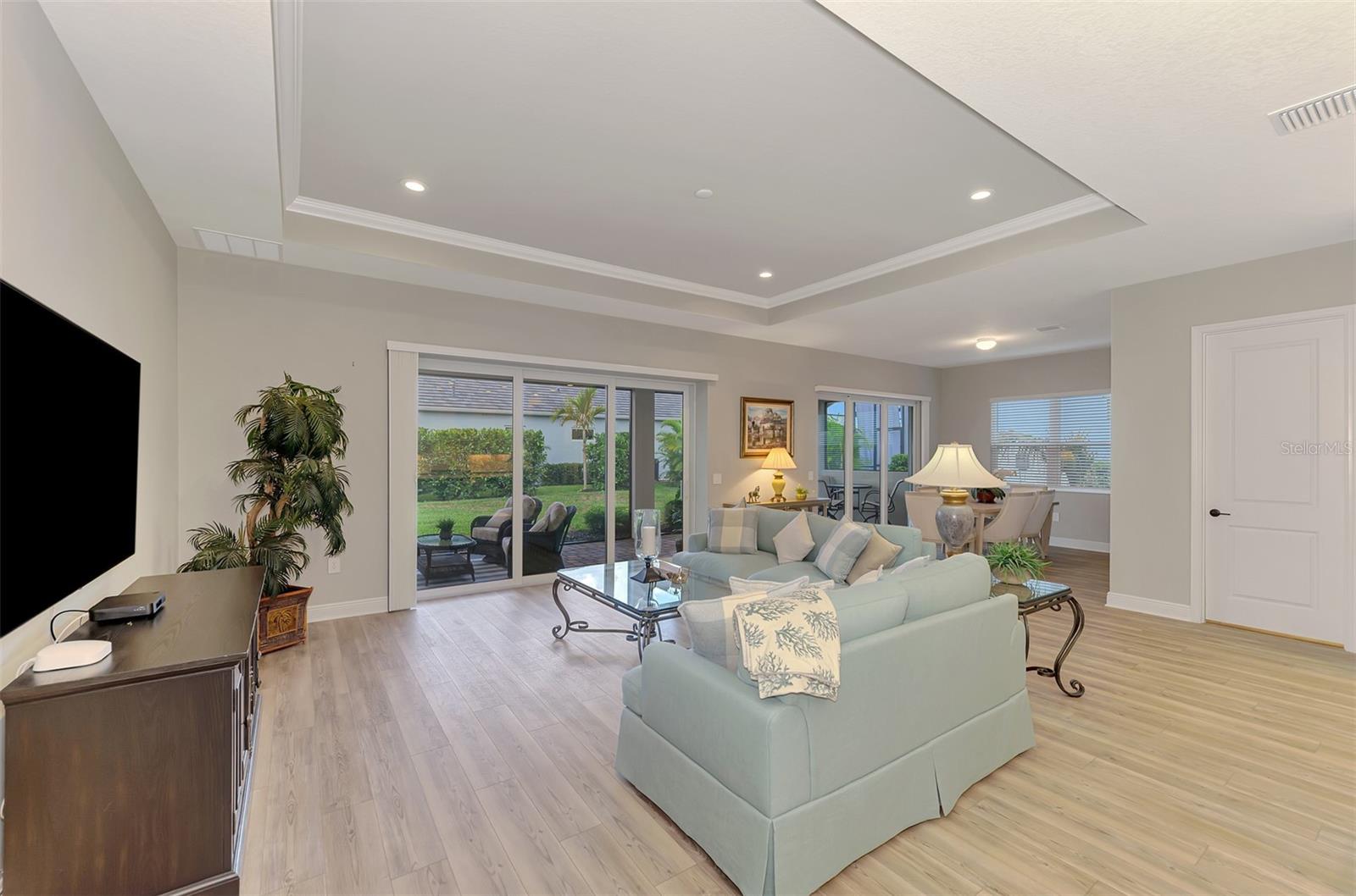 AVELINA WELLEN PARK VILLAGE F-2 - Residential