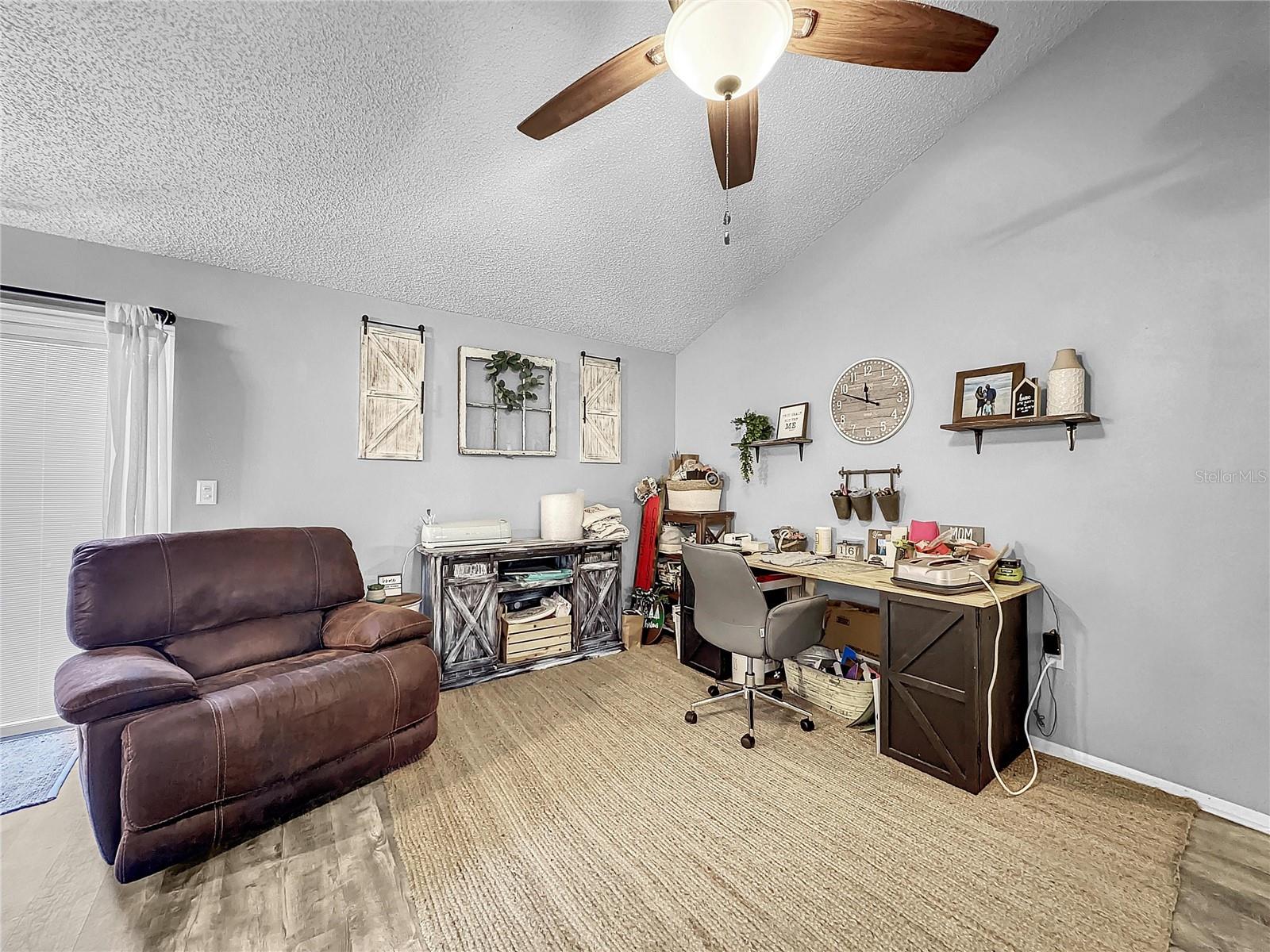 OAKWOOD - Residential