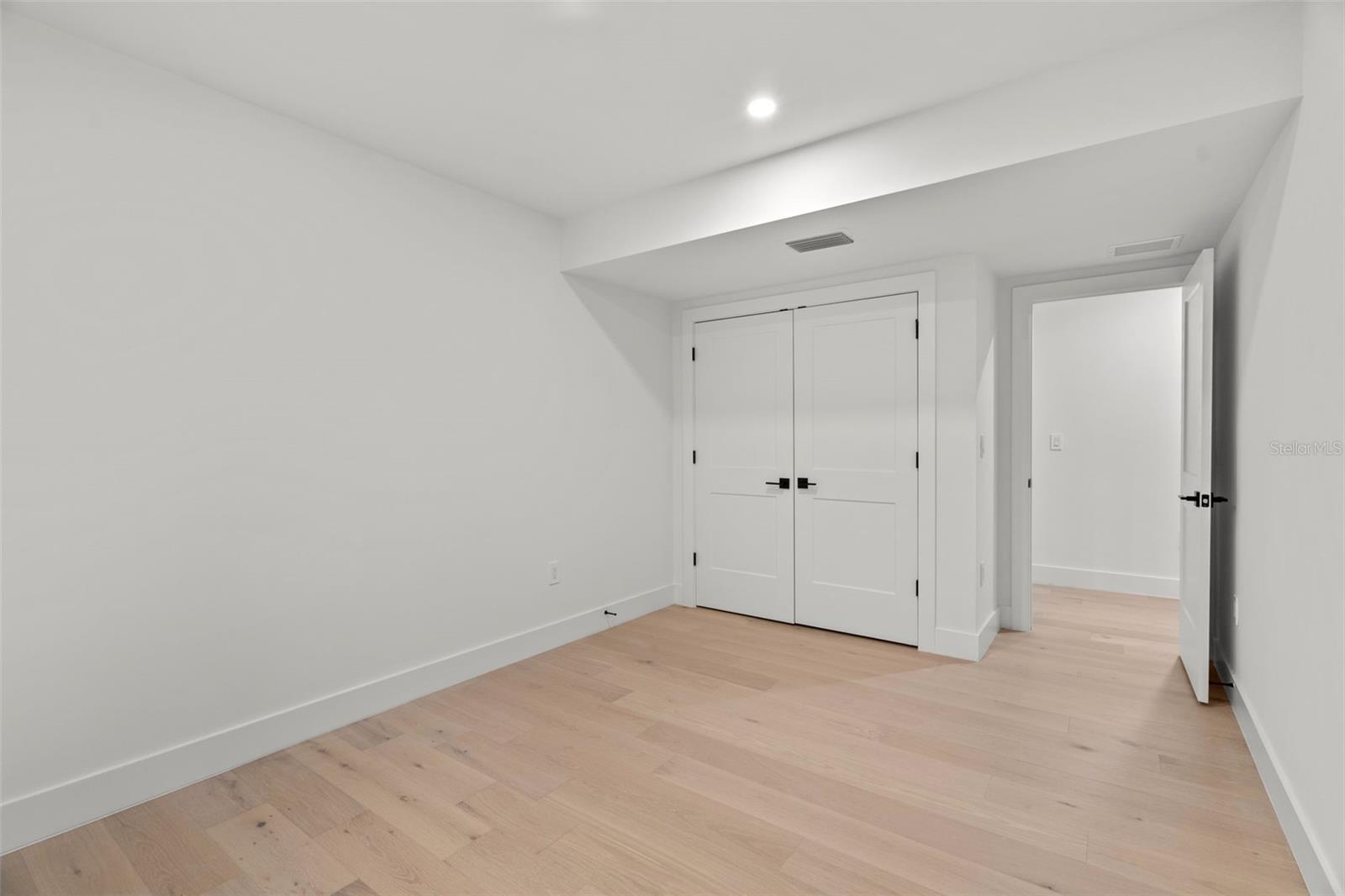 WINDERMERE TOWN - Residential