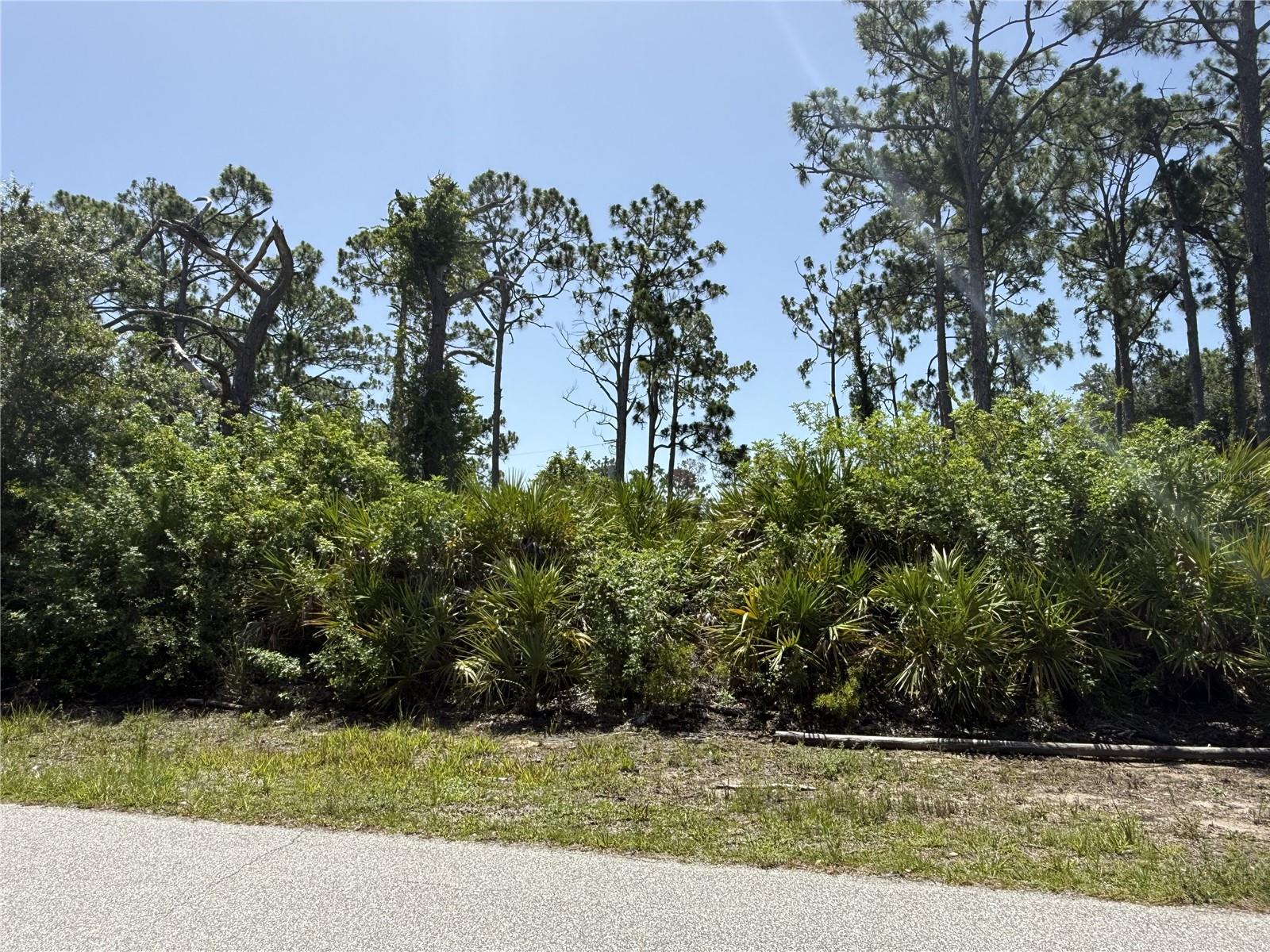 PORT CHARLOTTE SEC 052 - Land