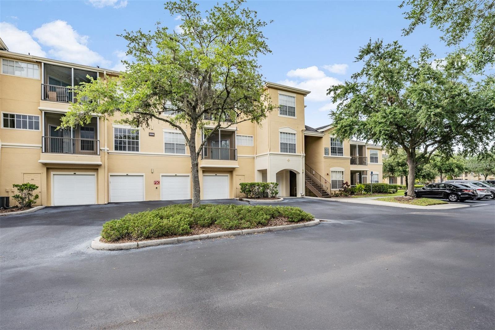 OXFORD PLACE AT TAMPA PALMS A - Residential Lease