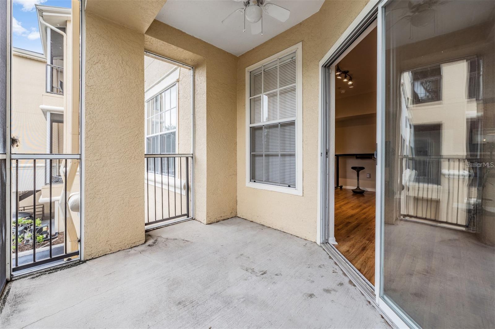 OXFORD PLACE AT TAMPA PALMS A - Residential Lease