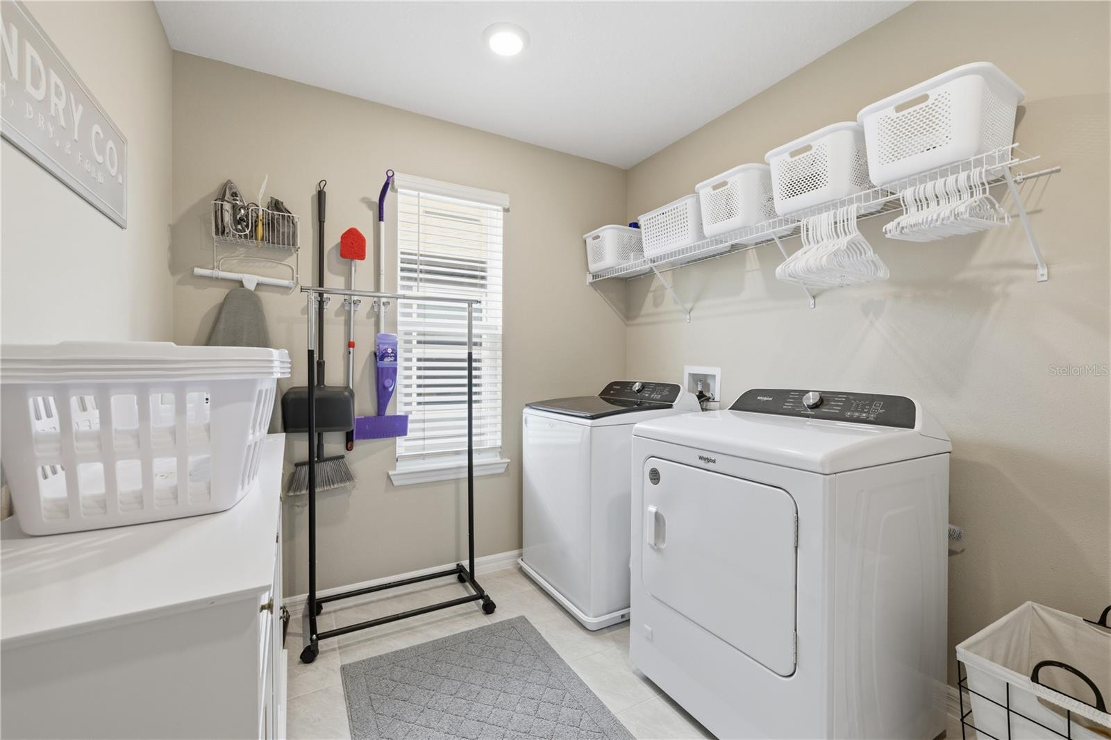 WHISPERING PINES PH 2 - Residential