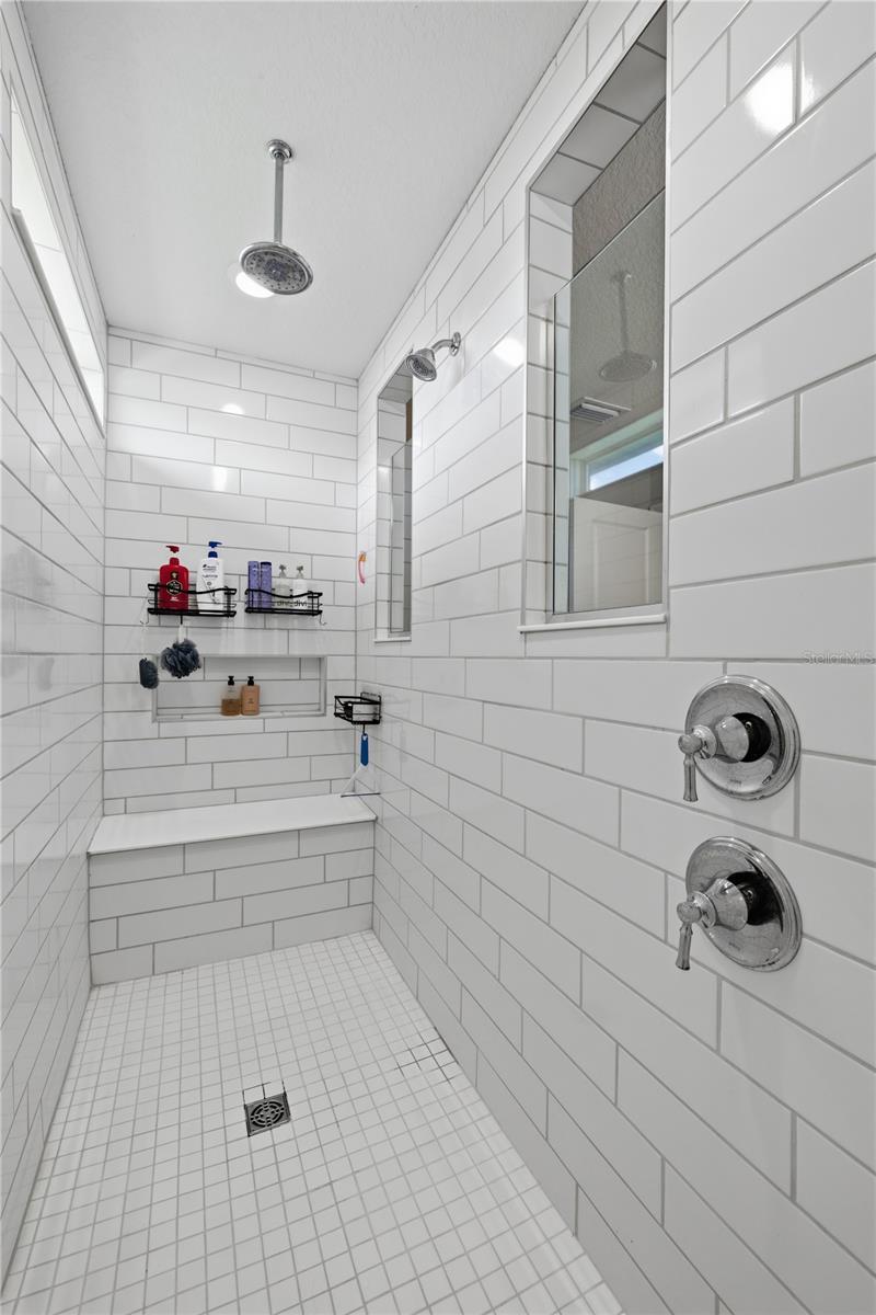 WHISPERING PINES PH 2 - Residential