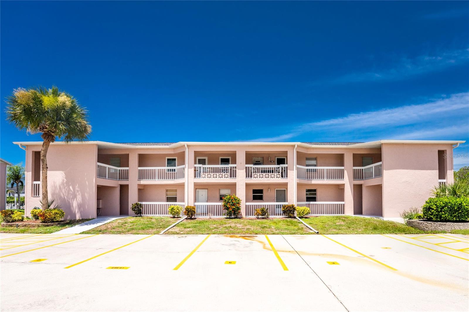 CLUBHOUSE - Residential