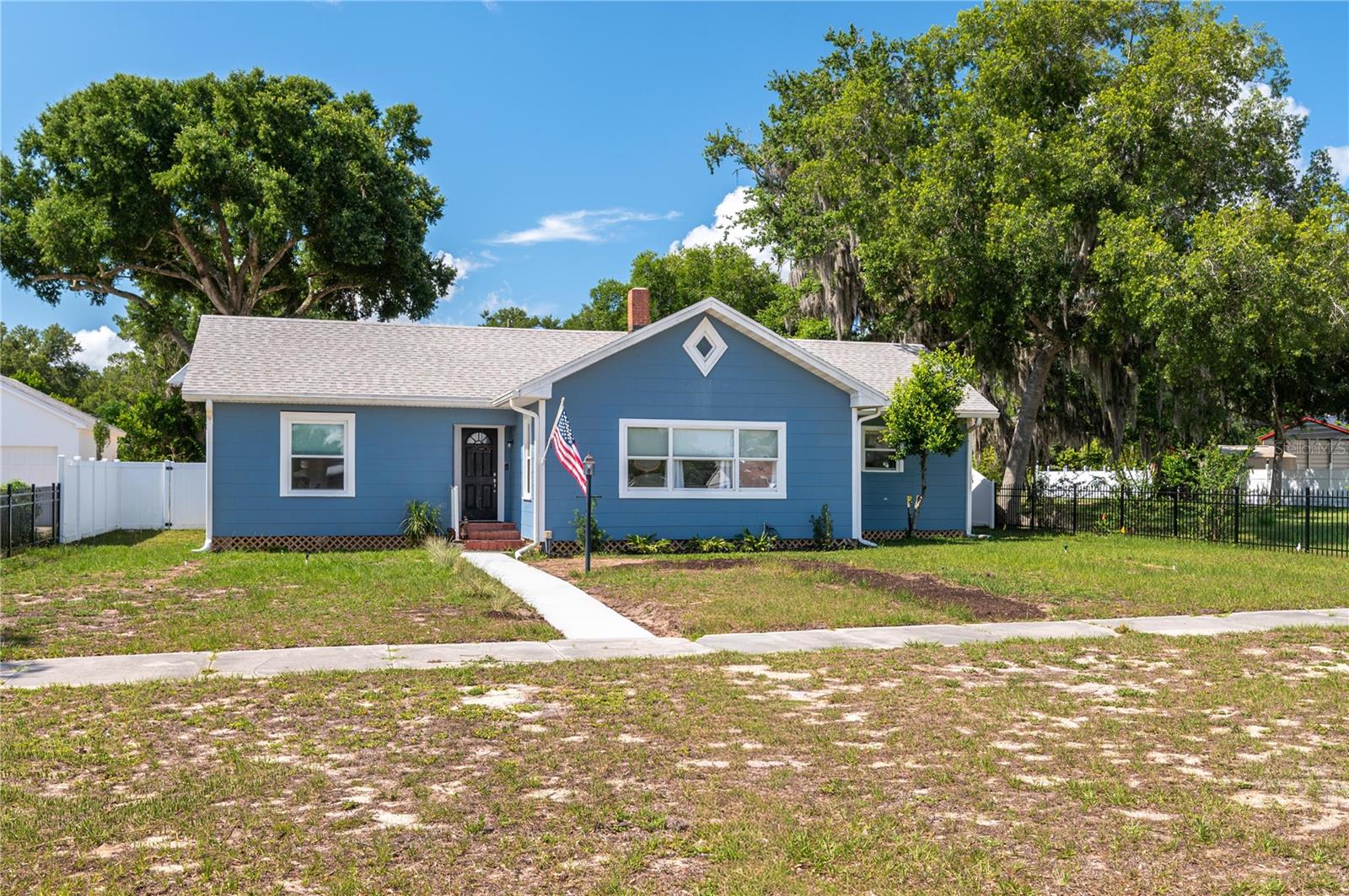 LAKE WALES - Residential