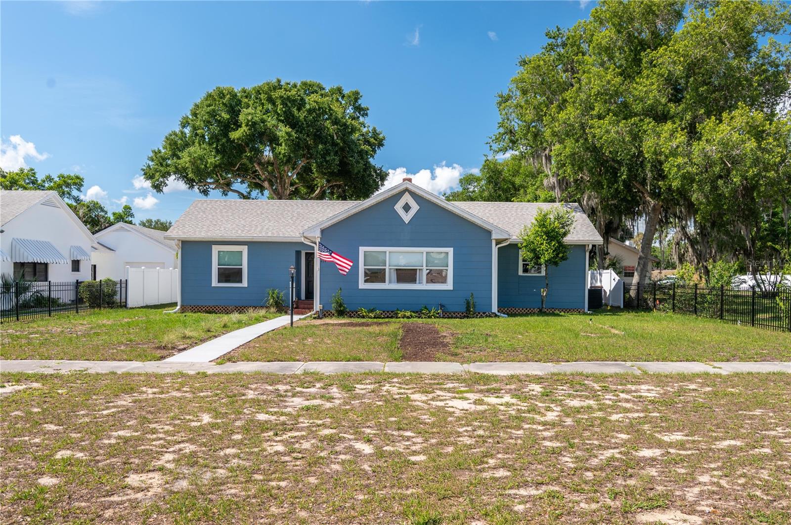 LAKE WALES - Residential