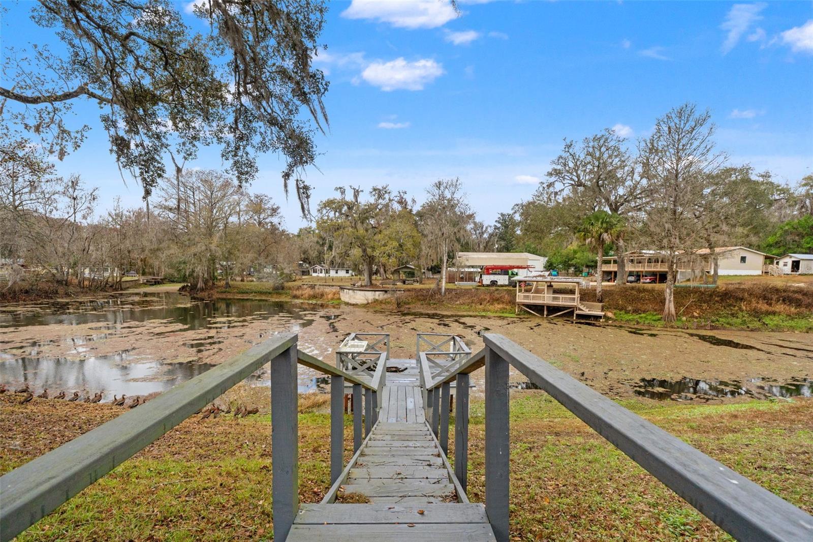 RIVER RETREATS - Residential