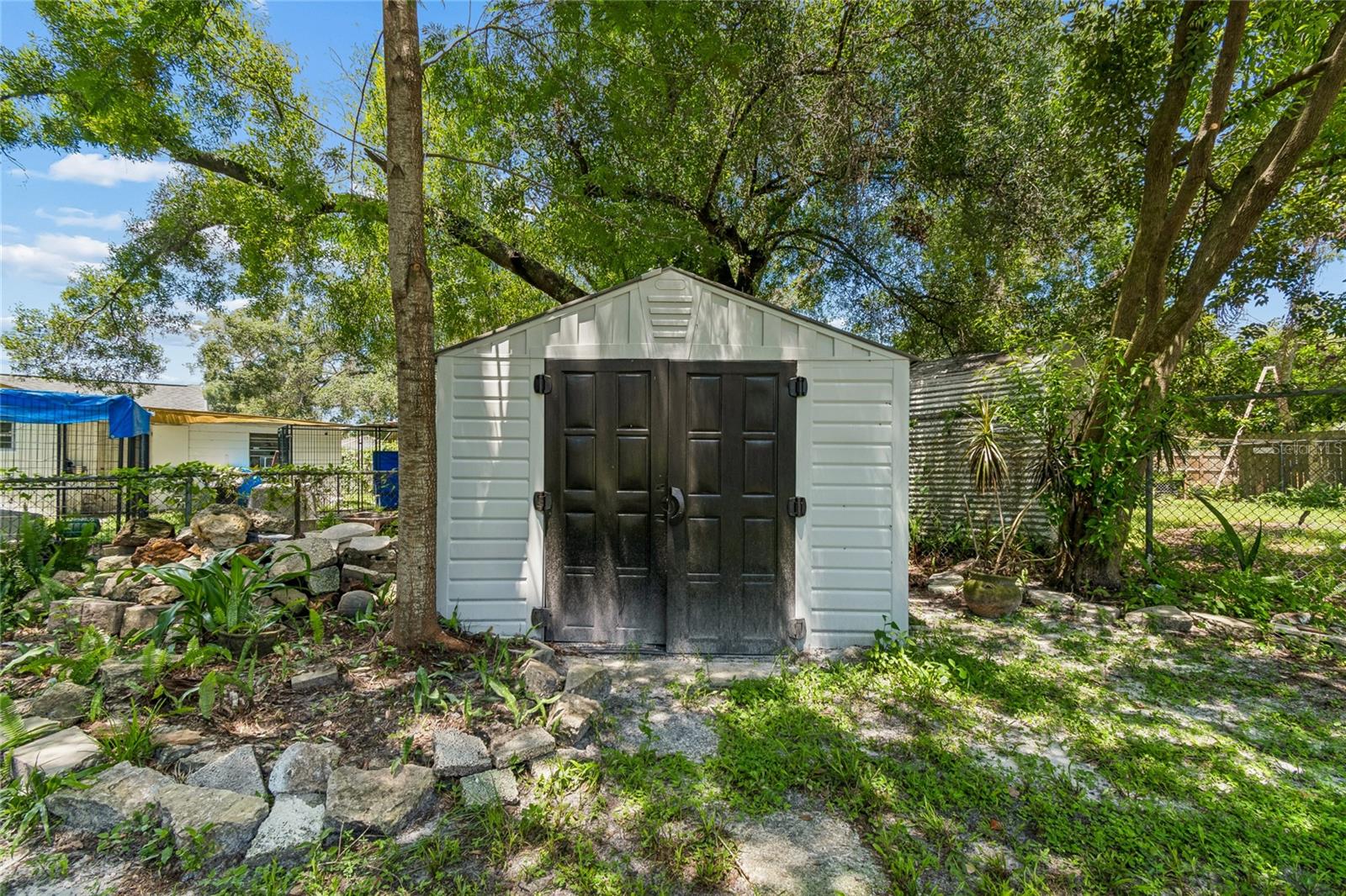 FERN CLIFF - Residential