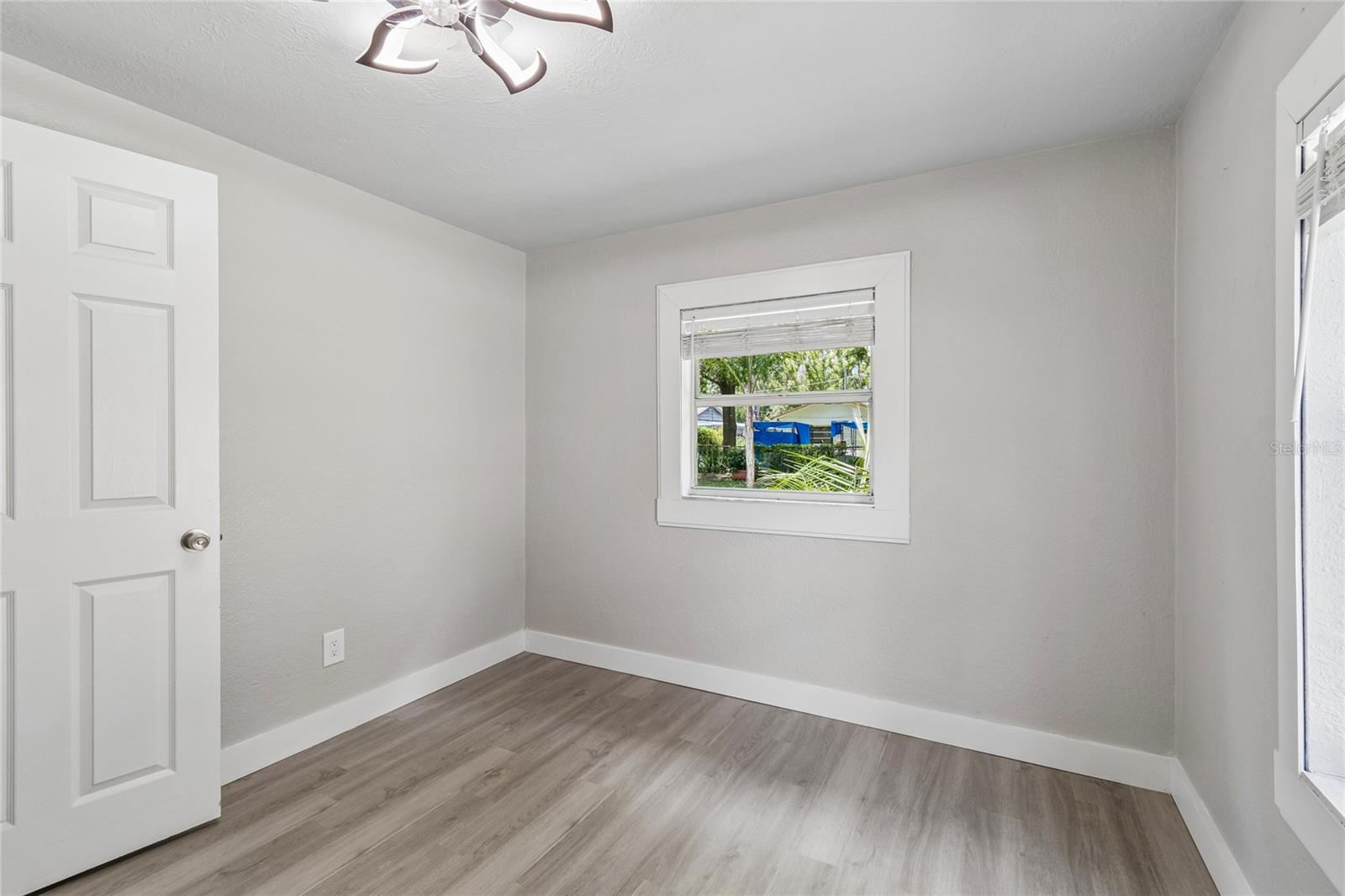 FERN CLIFF - Residential