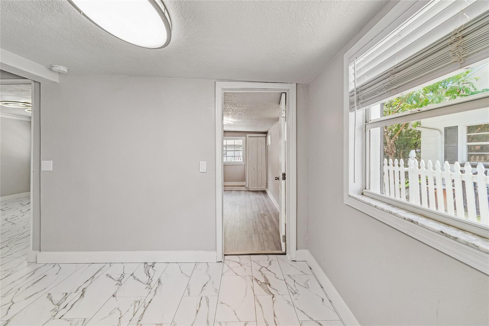 FERN CLIFF - Residential
