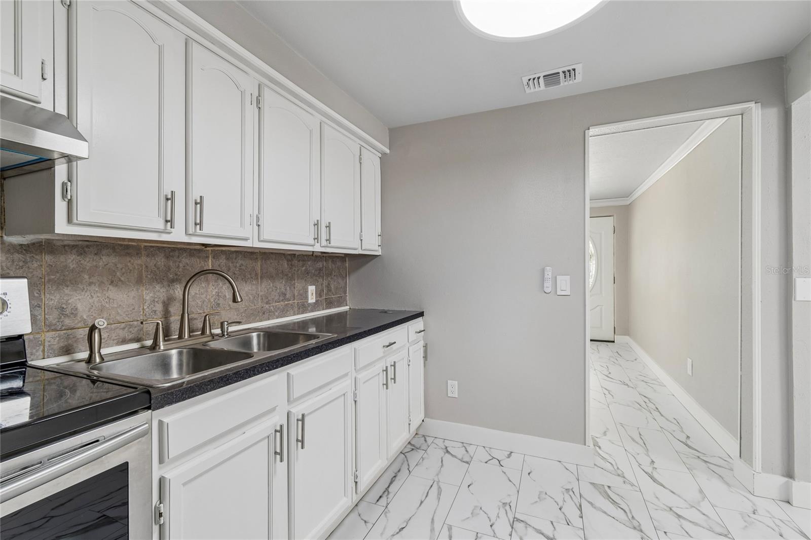 FERN CLIFF - Residential