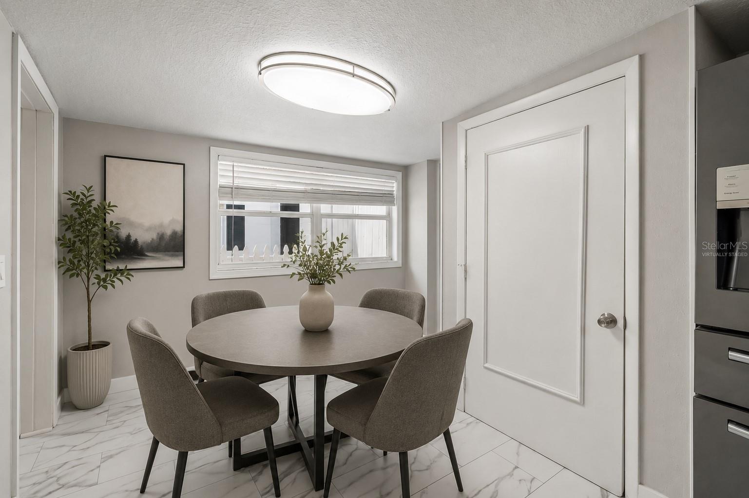 FERN CLIFF - Residential