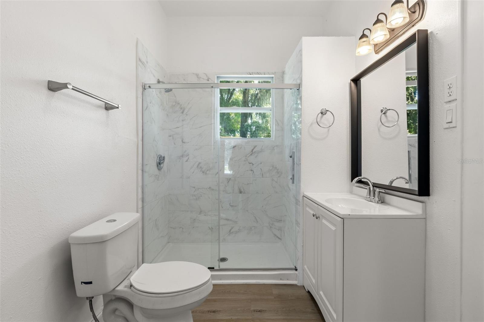 OAK CREST - Residential