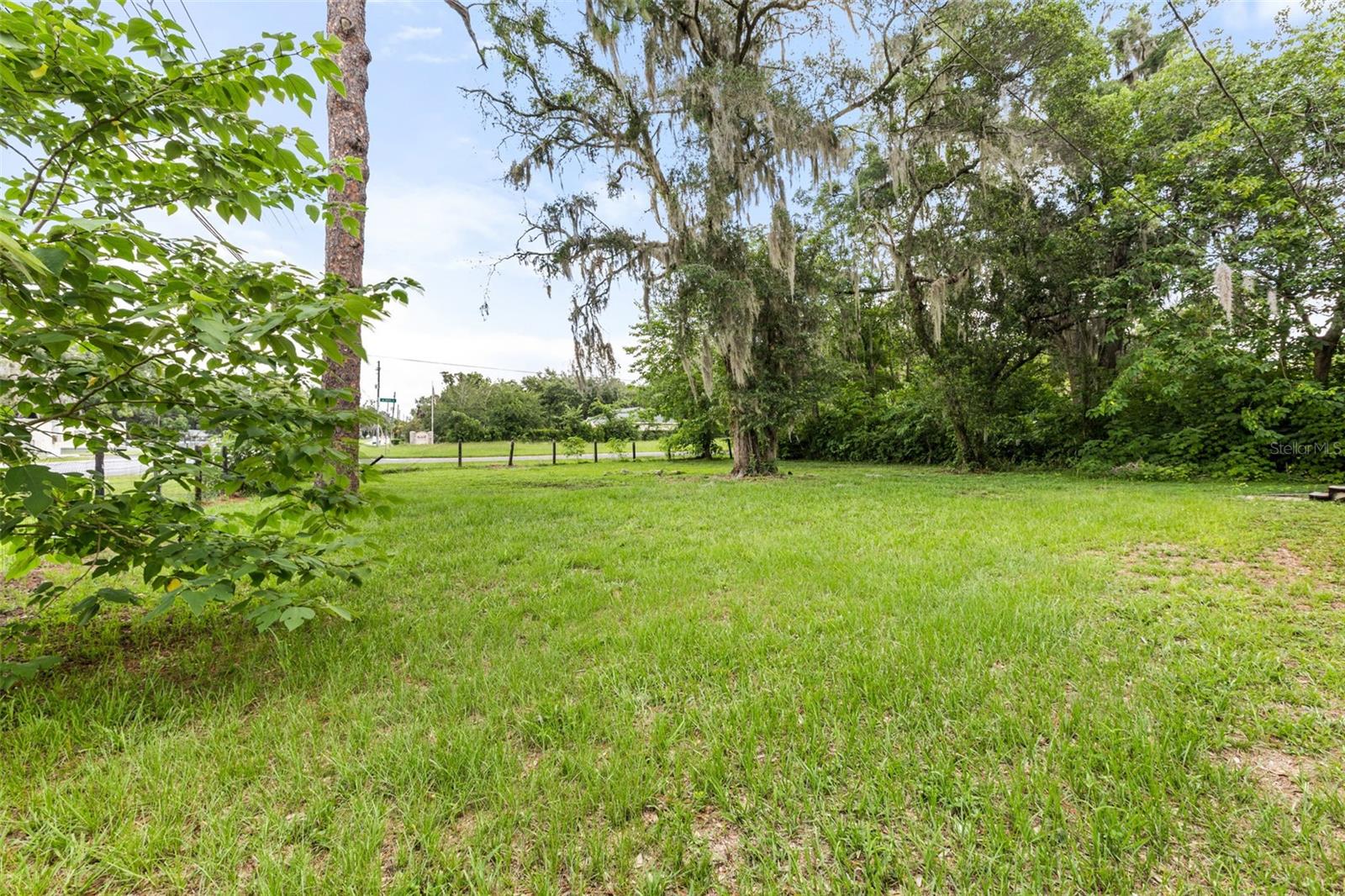 OAK CREST - Residential